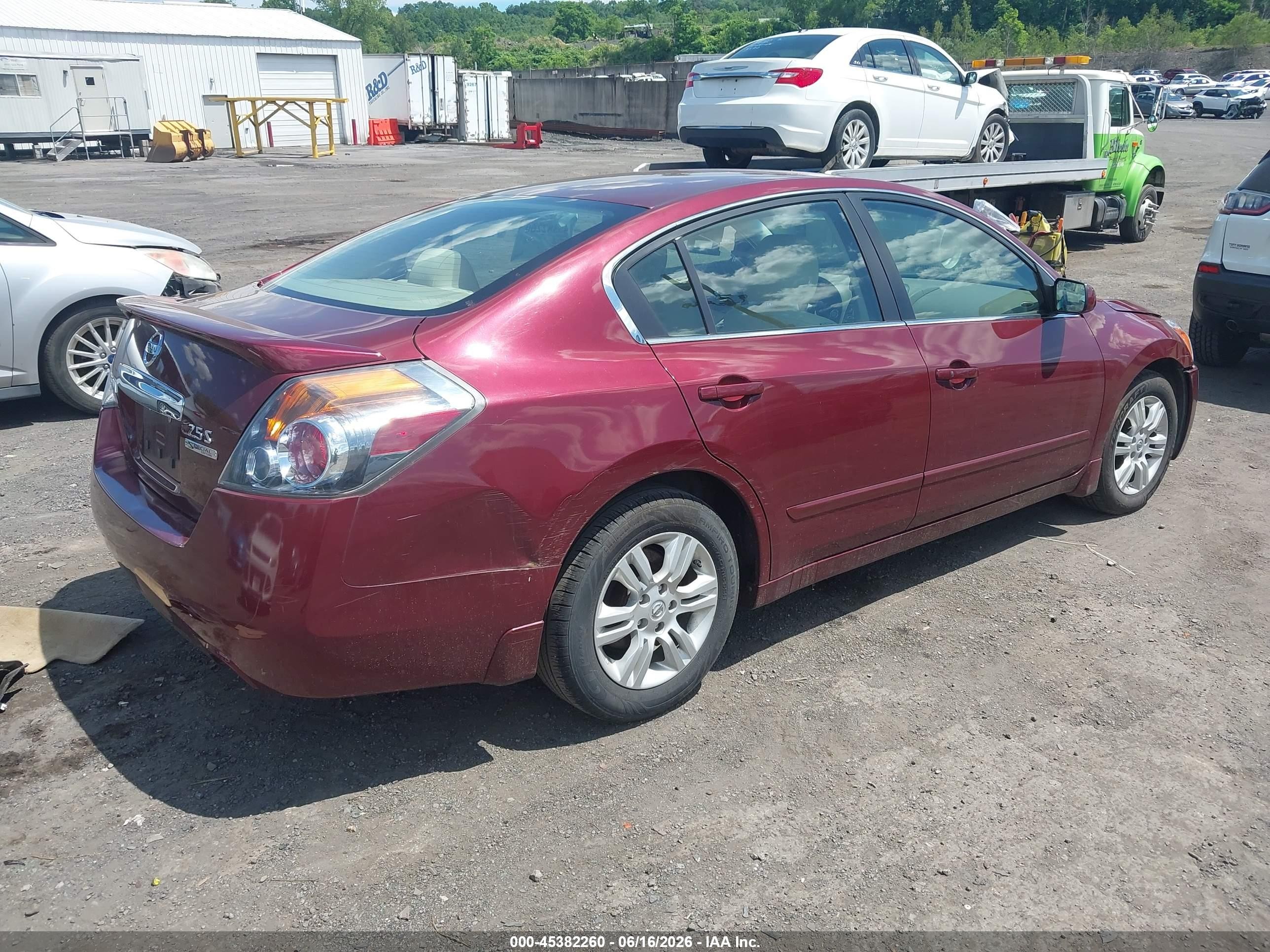 2011 Nissan Altima 2.5 S Red vin: 1N4AL2AP2BN510512