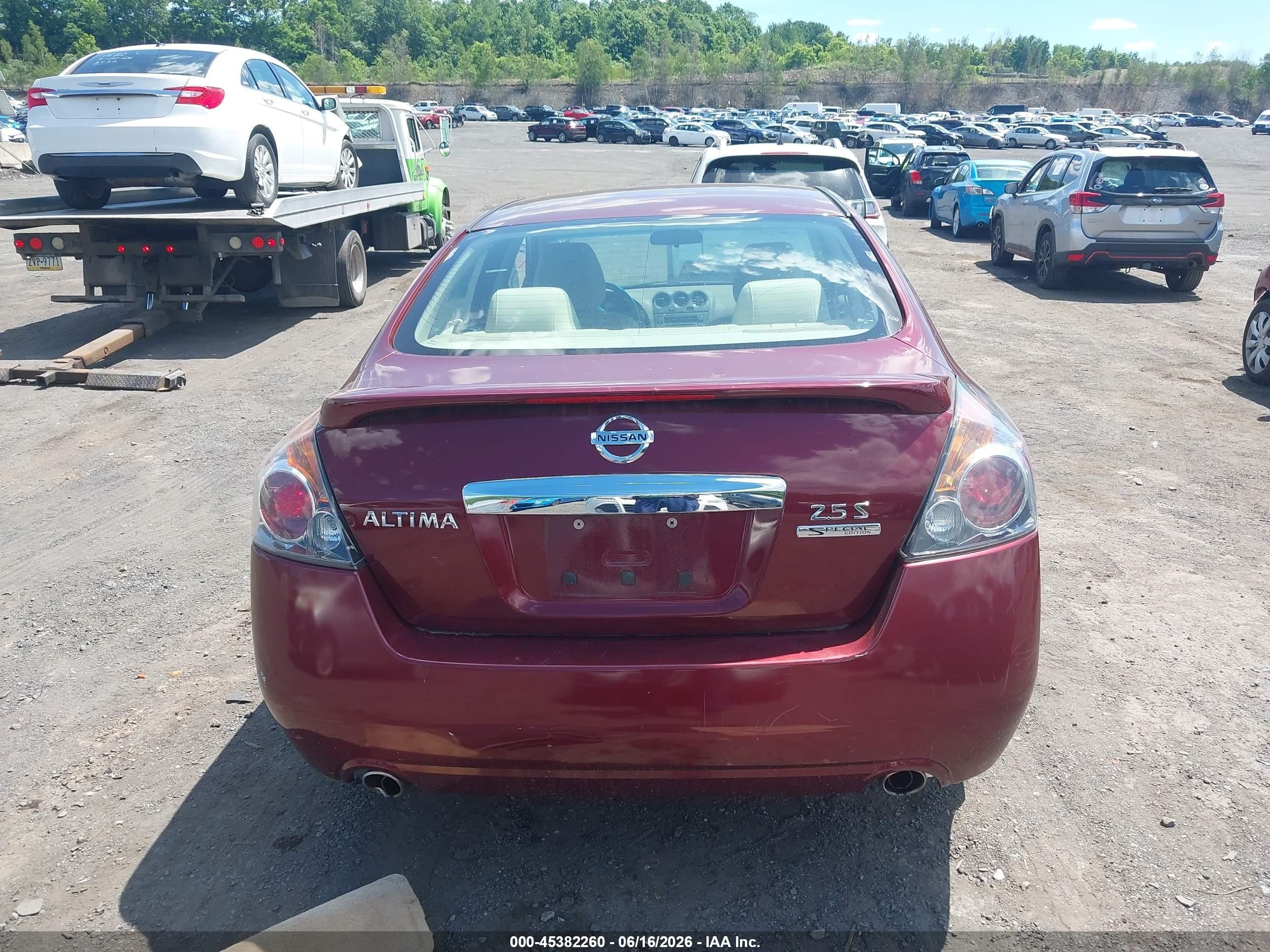 2011 Nissan Altima 2.5 S Red vin: 1N4AL2AP2BN510512