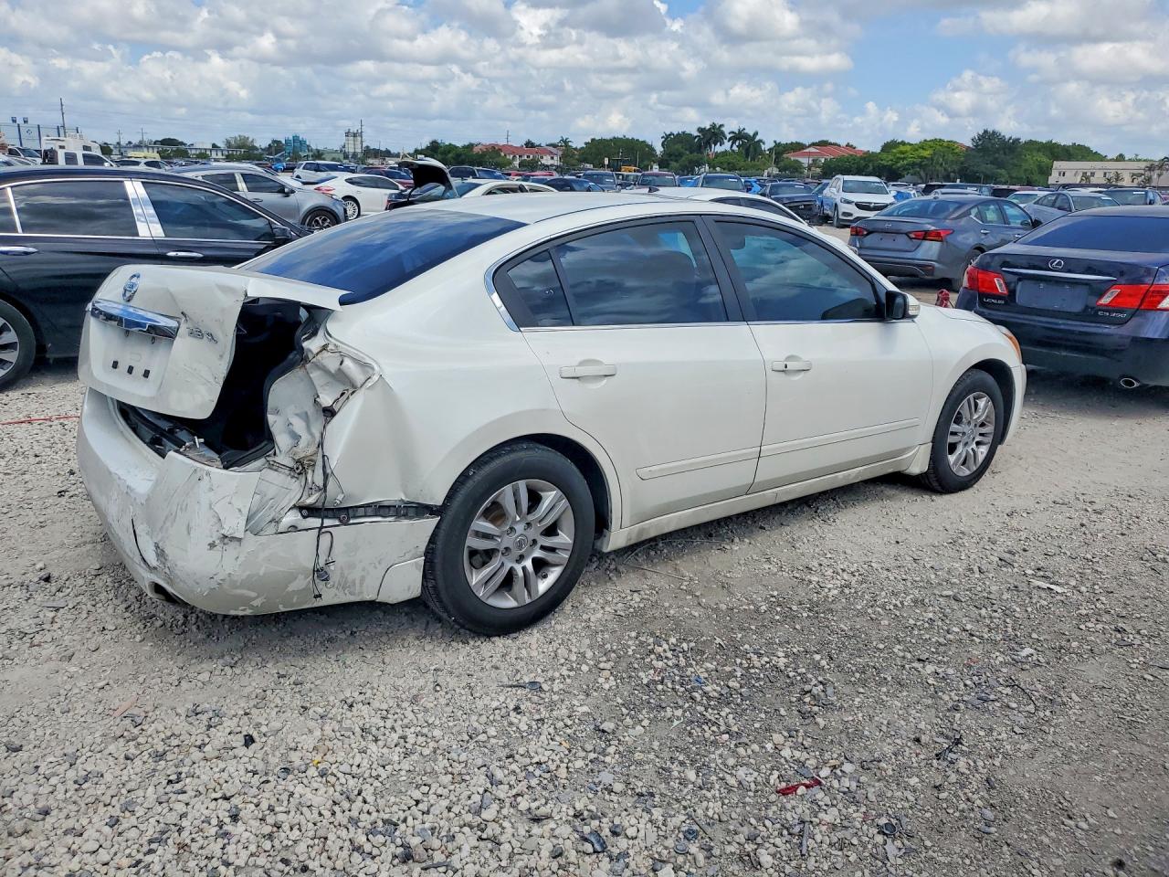2011 Nissan Altima 2.5 White vin: 1N4AL2AP2BN511062