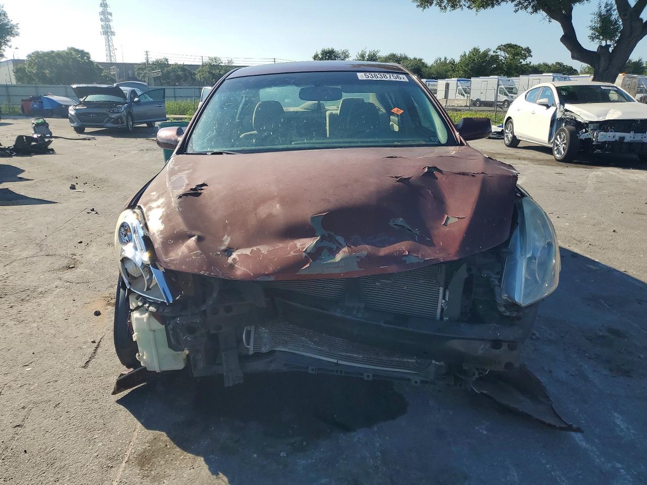2012 Nissan Altima 2.5 Red vin: 1N4AL2AP2CC138554