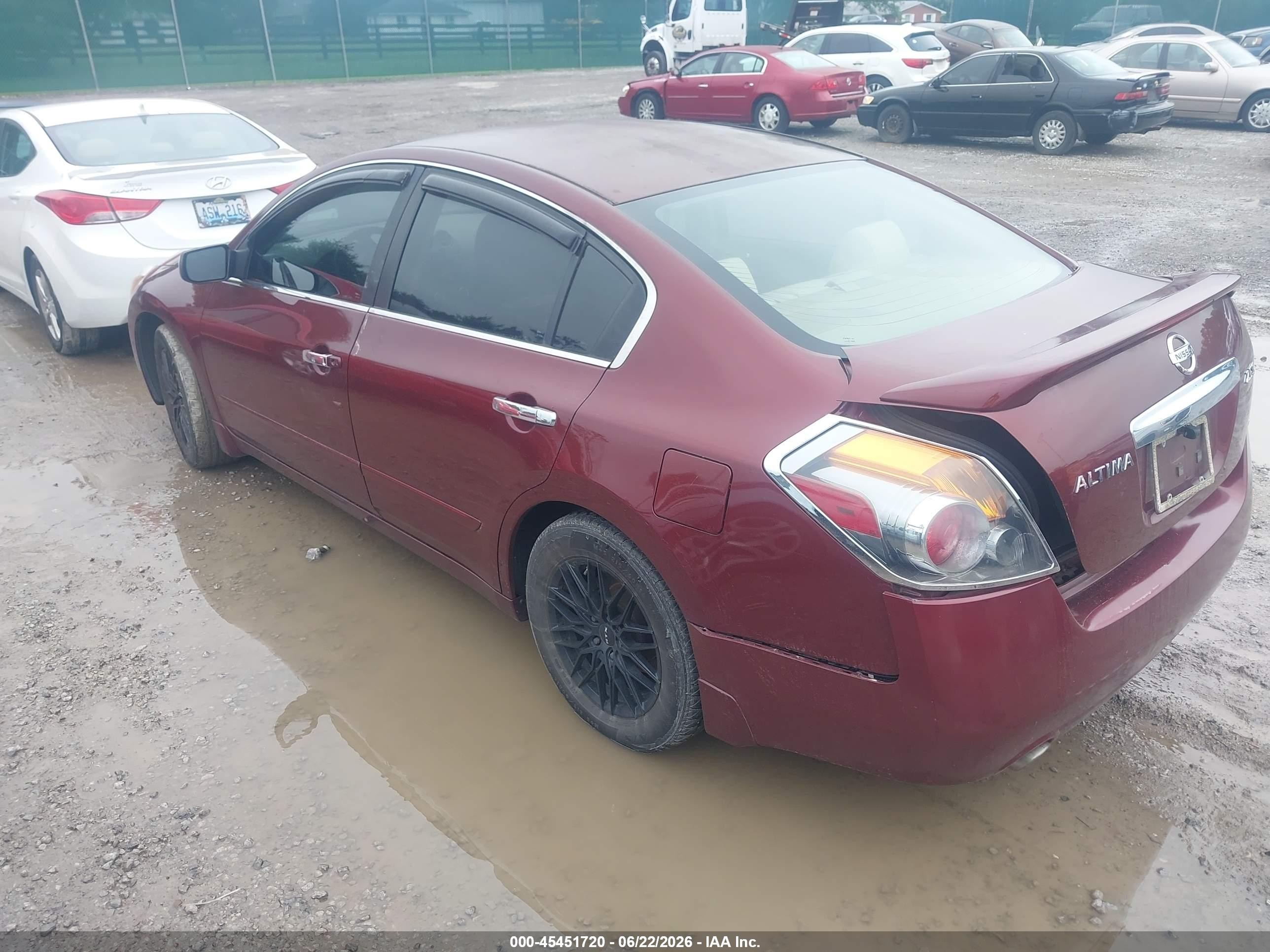 2012 Nissan Altima 2.5 S Maroon vin: 1N4AL2AP2CC192307