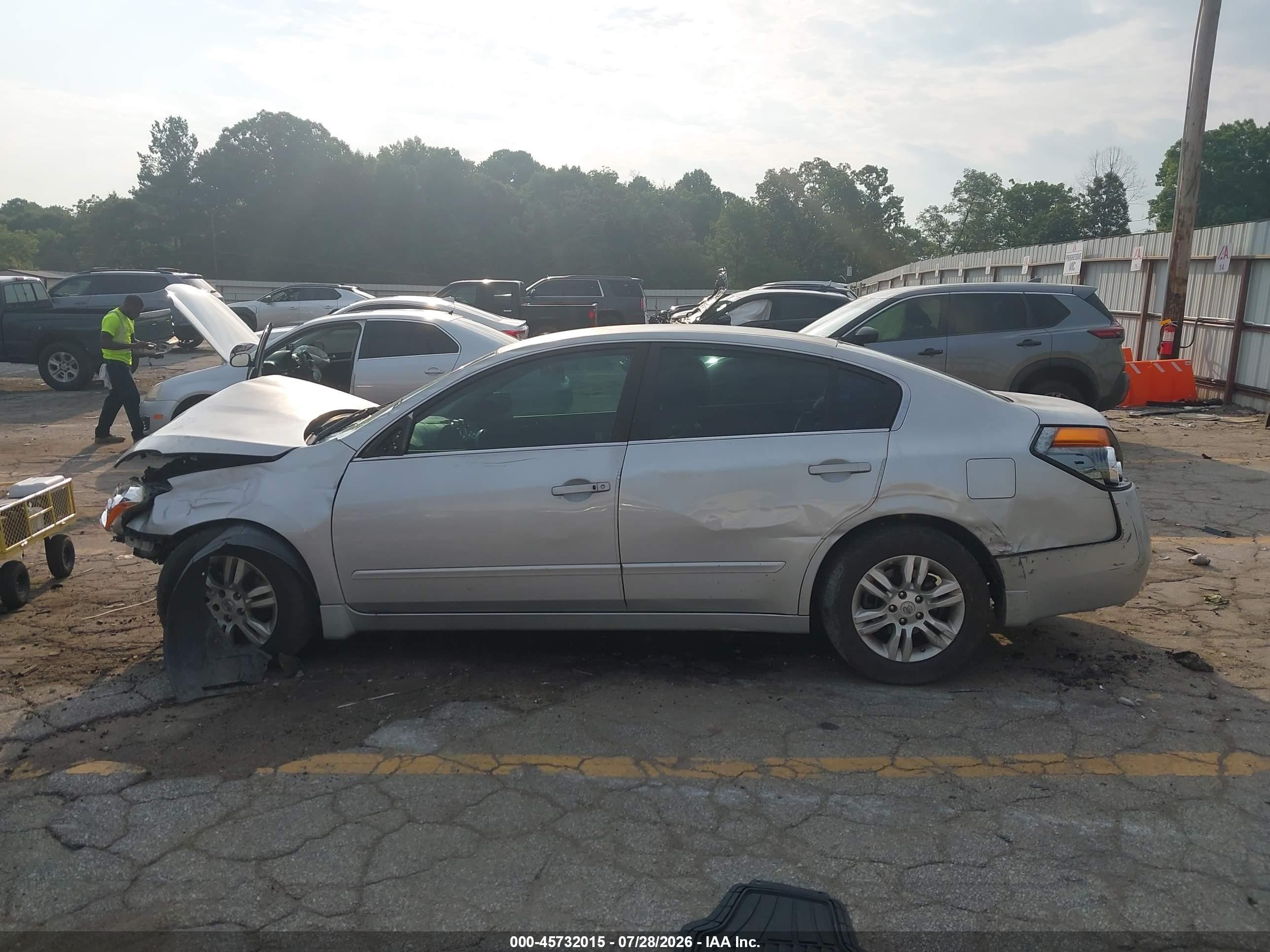 2012 Nissan Altima 2.5 S Silver vin: 1N4AL2AP2CN483703