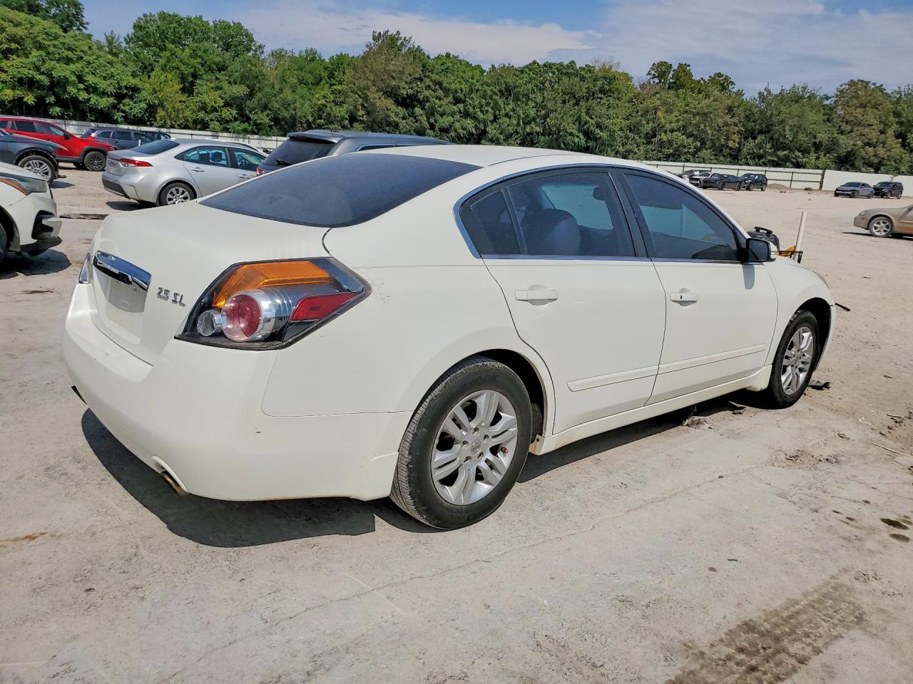 2012 Nissan Altima 2.5 White vin: 1N4AL2AP2CN507482