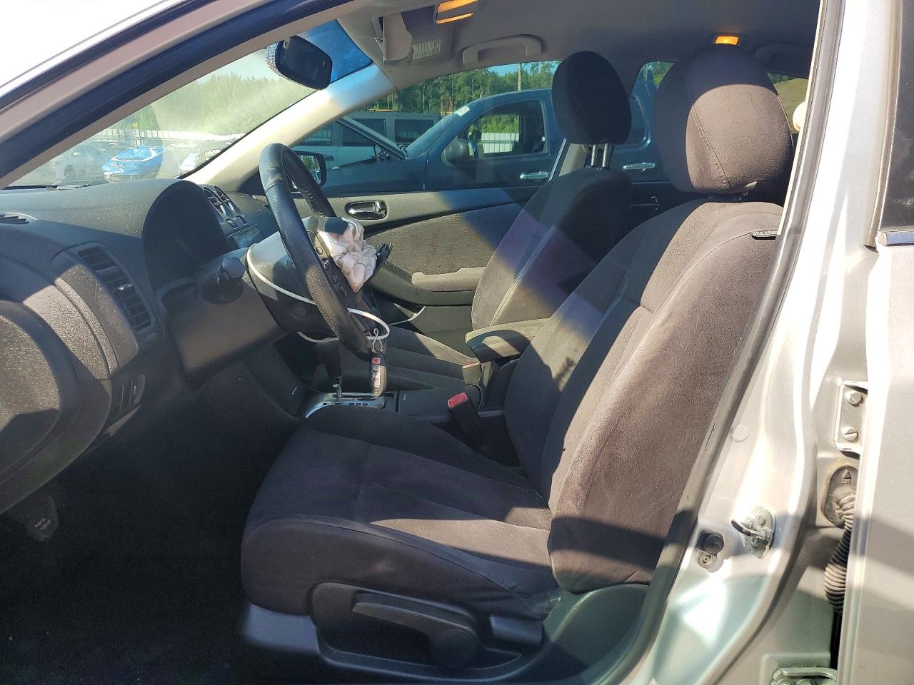 2012 Nissan Altima Base/s Silver vin: 1N4AL2AP2CN526307