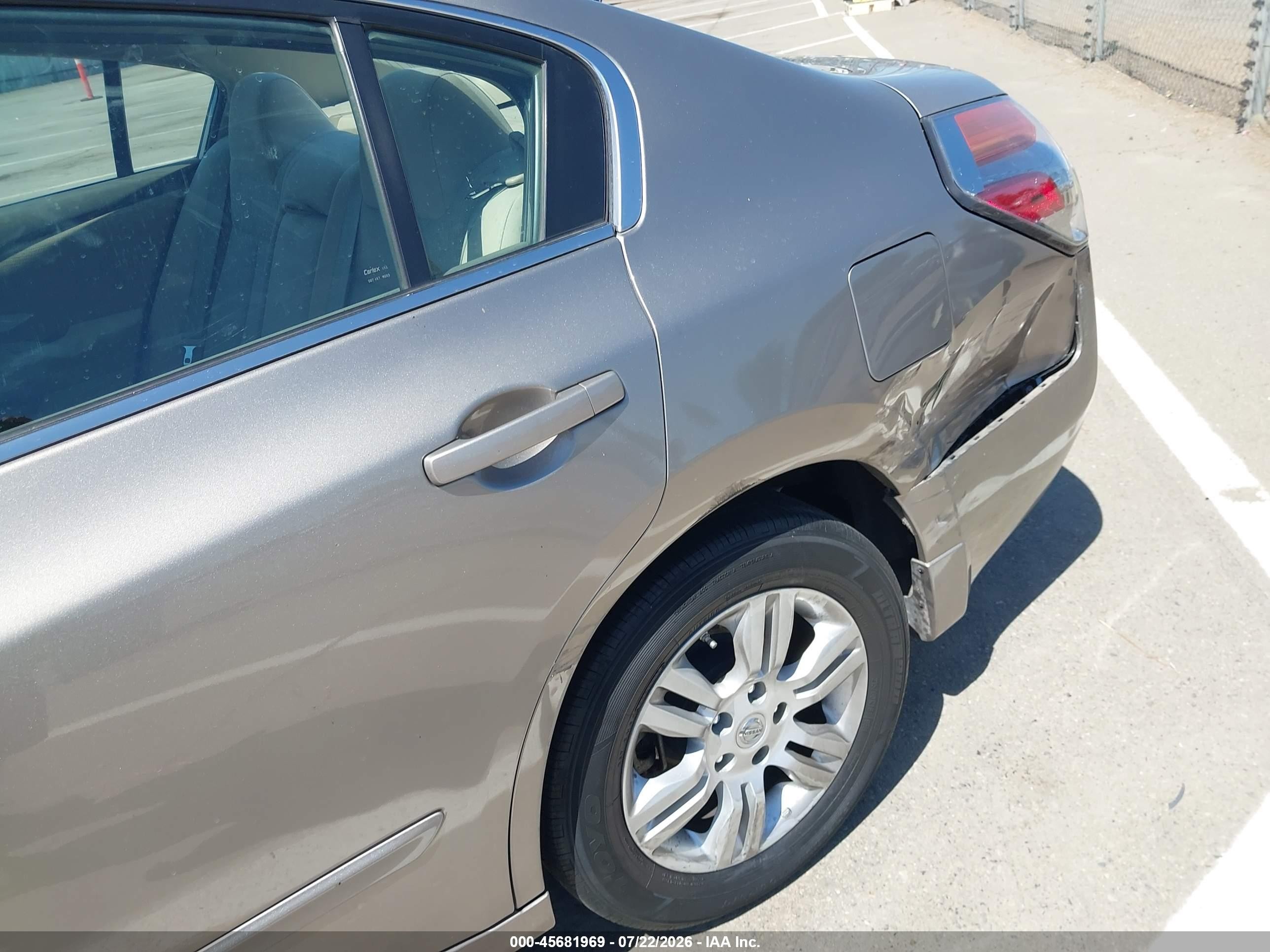 2012 Nissan Altima 2.5 S Коричневый vin: 1N4AL2AP2CN562742