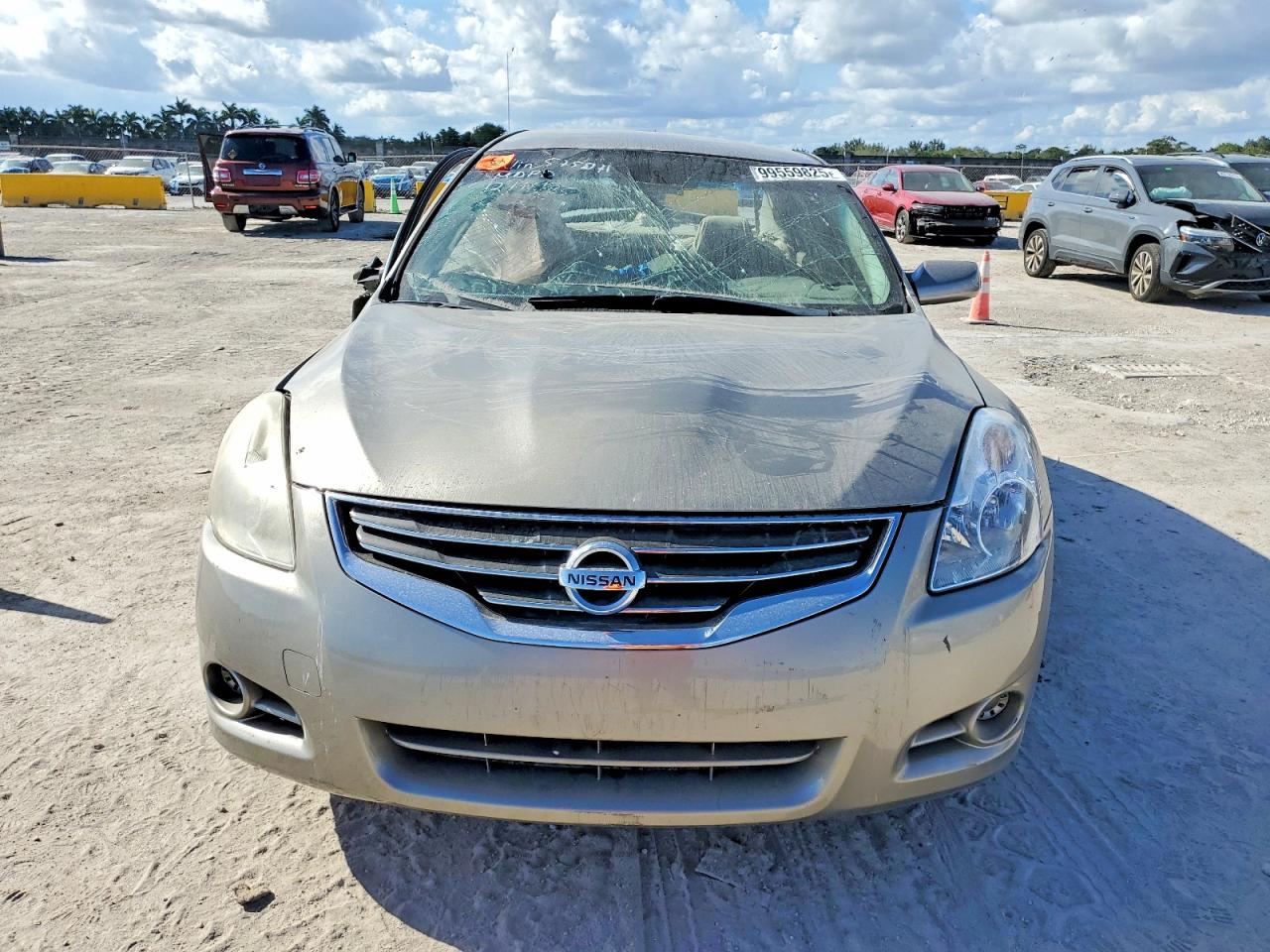 2012 Nissan Altima Base Beige vin: 1N4AL2AP2CN575071