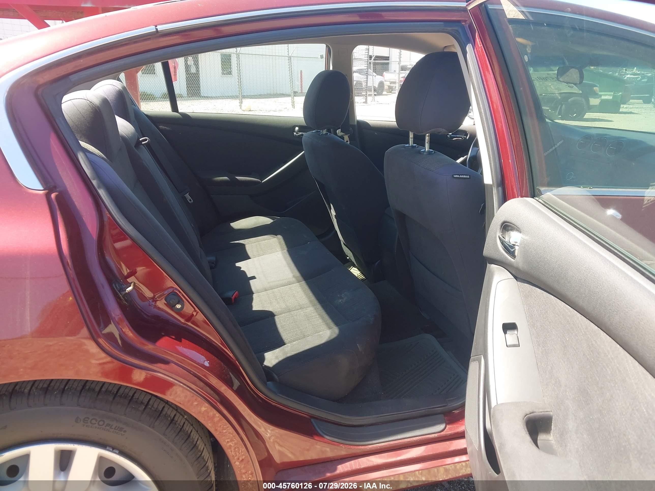 2010 Nissan Altima 2.5 S Red vin: 1N4AL2AP3AC112431