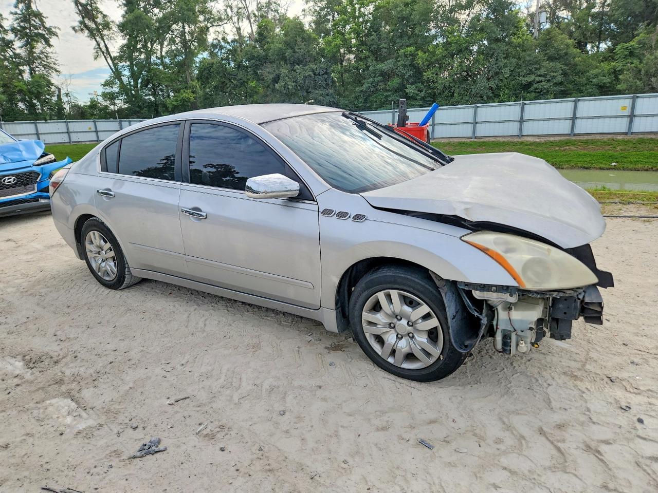 2010 Nissan Altima 2.5 Silver vin: 1N4AL2AP3AC146529