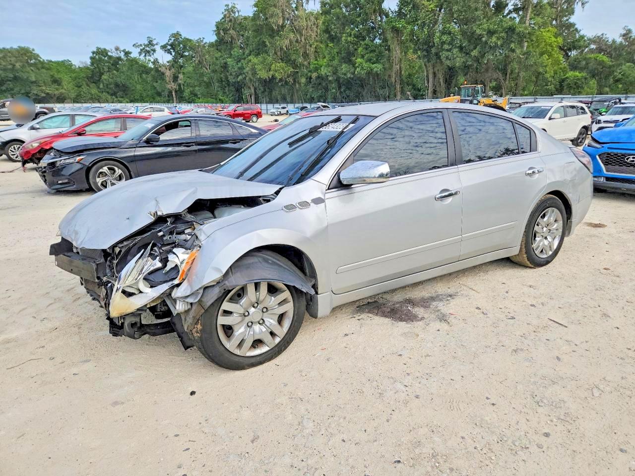 2010 Nissan Altima 2.5 Silver vin: 1N4AL2AP3AC146529