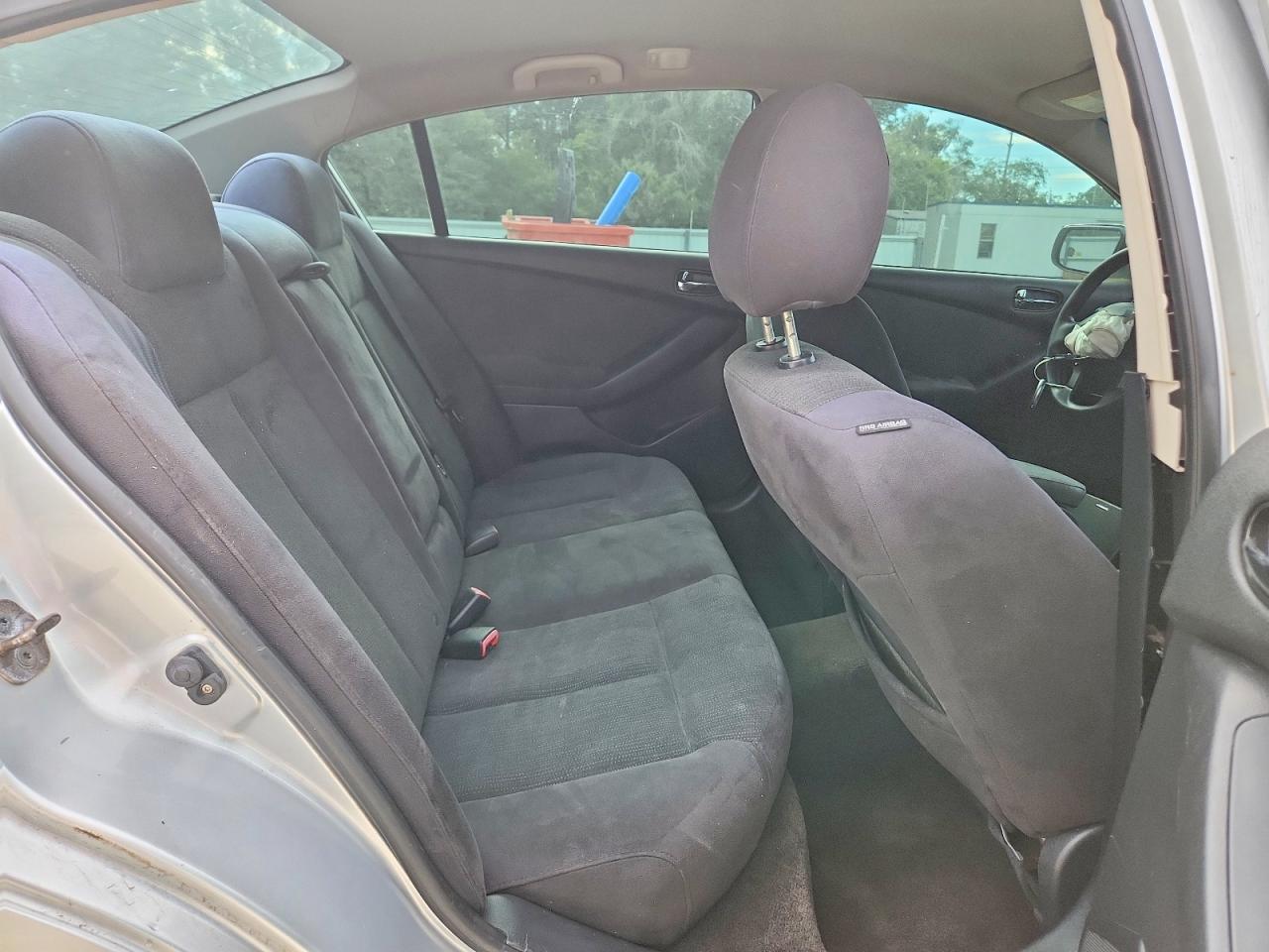 2010 Nissan Altima 2.5 Silver vin: 1N4AL2AP3AC146529