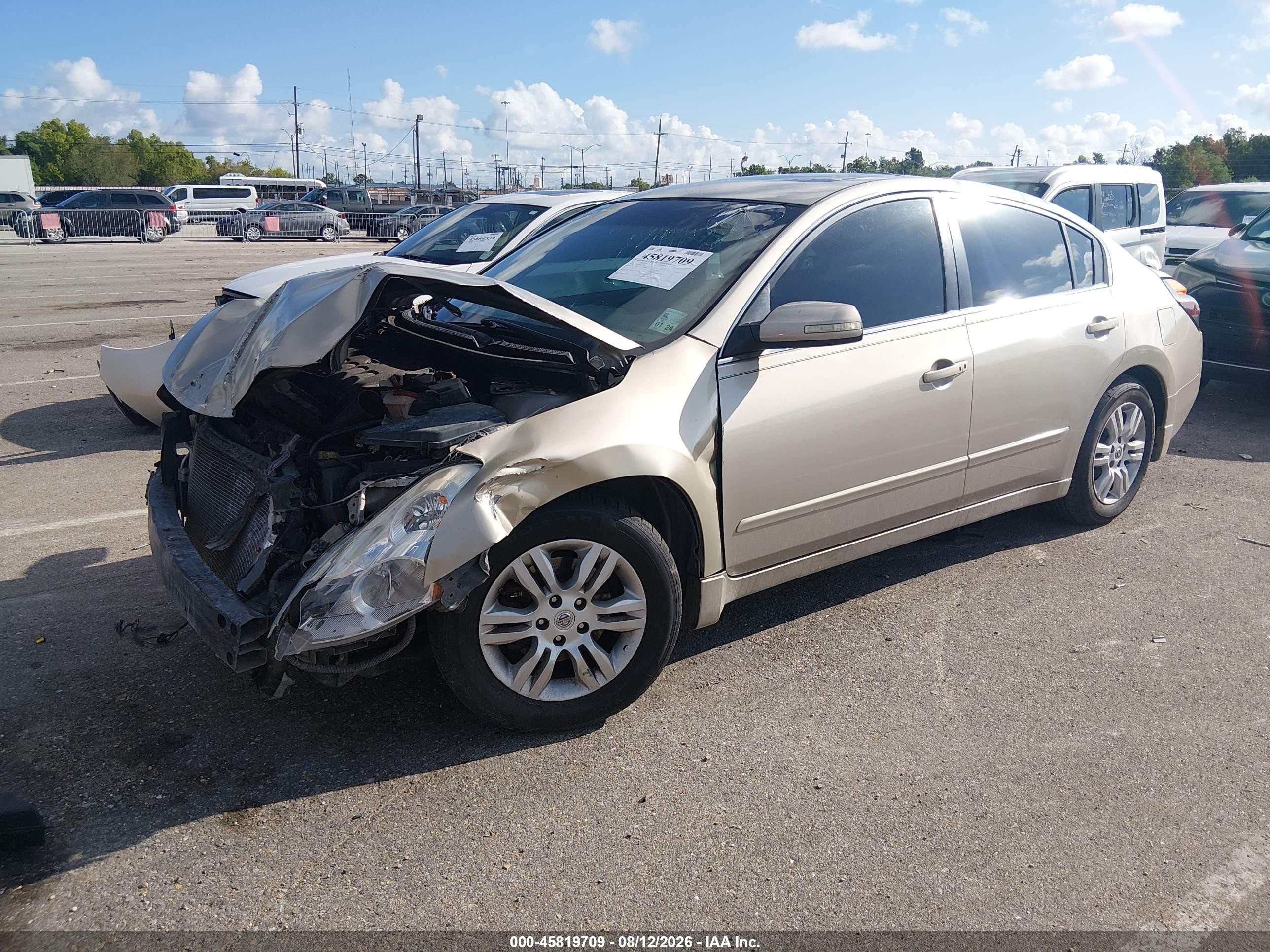 2010 Nissan Altima 2.5 S Gold vin: 1N4AL2AP3AC150984