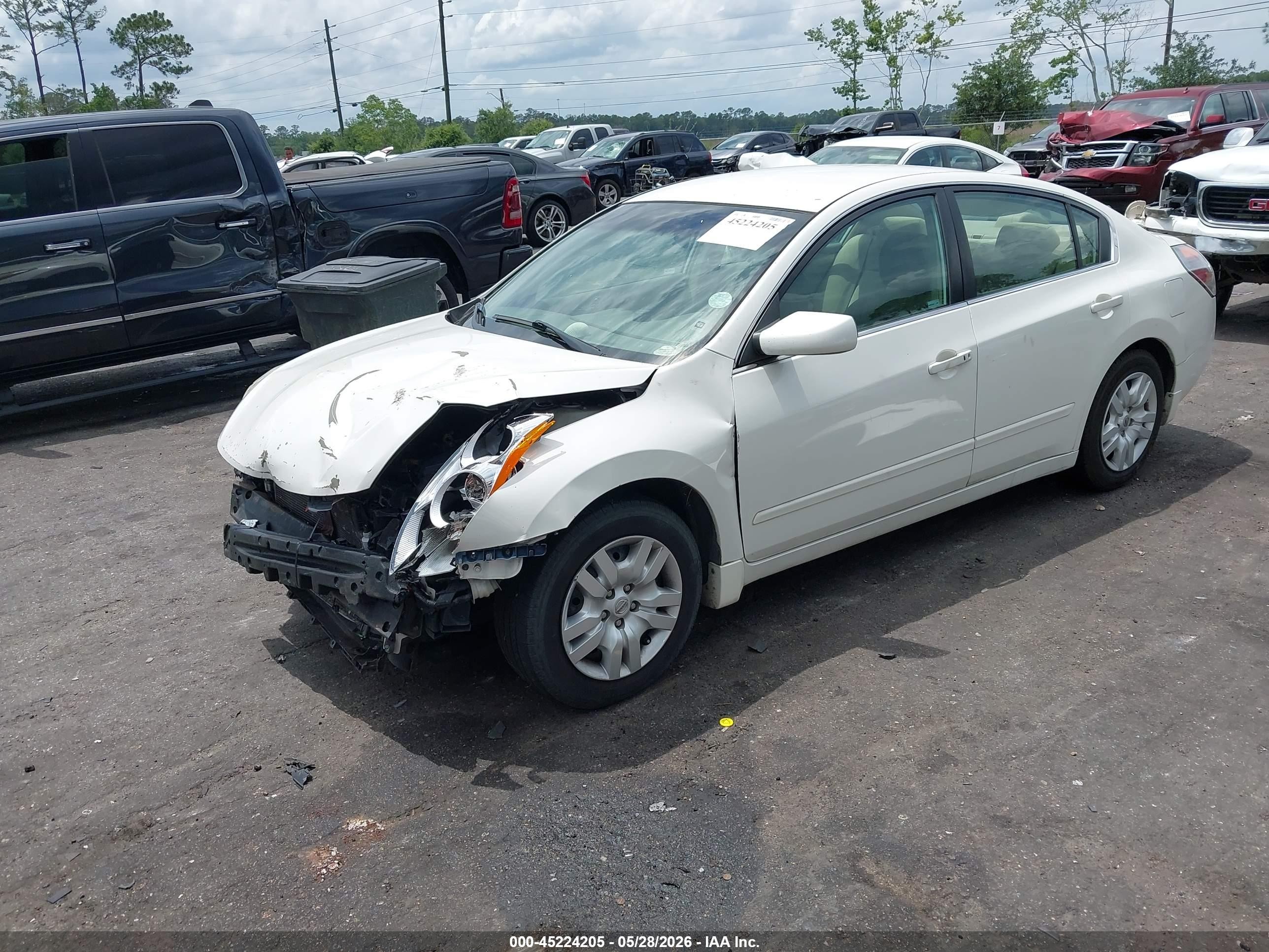 2010 Nissan Altima 2.5 S Белый vin: 1N4AL2AP3AC186657