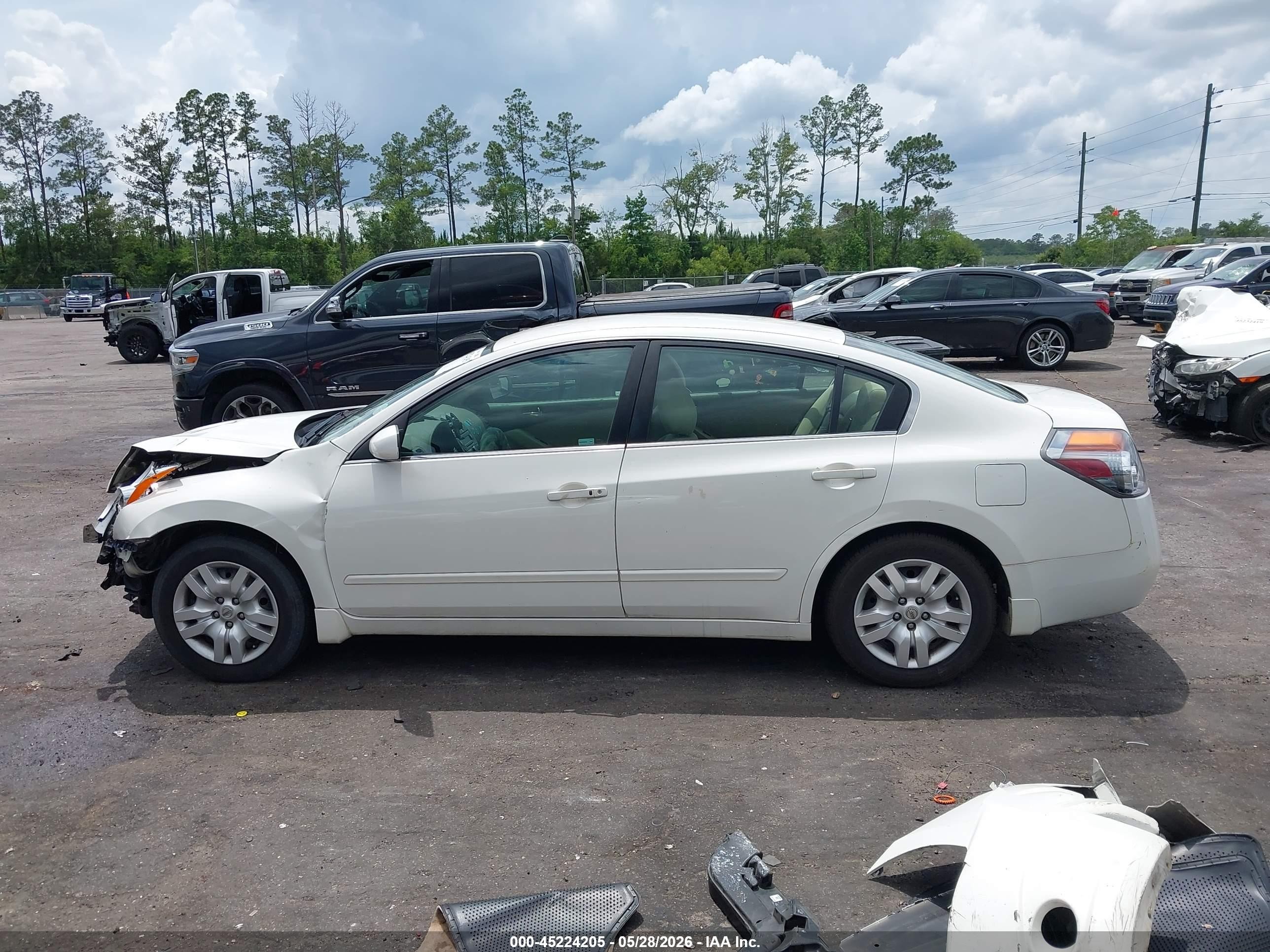 2010 Nissan Altima 2.5 S Белый vin: 1N4AL2AP3AC186657