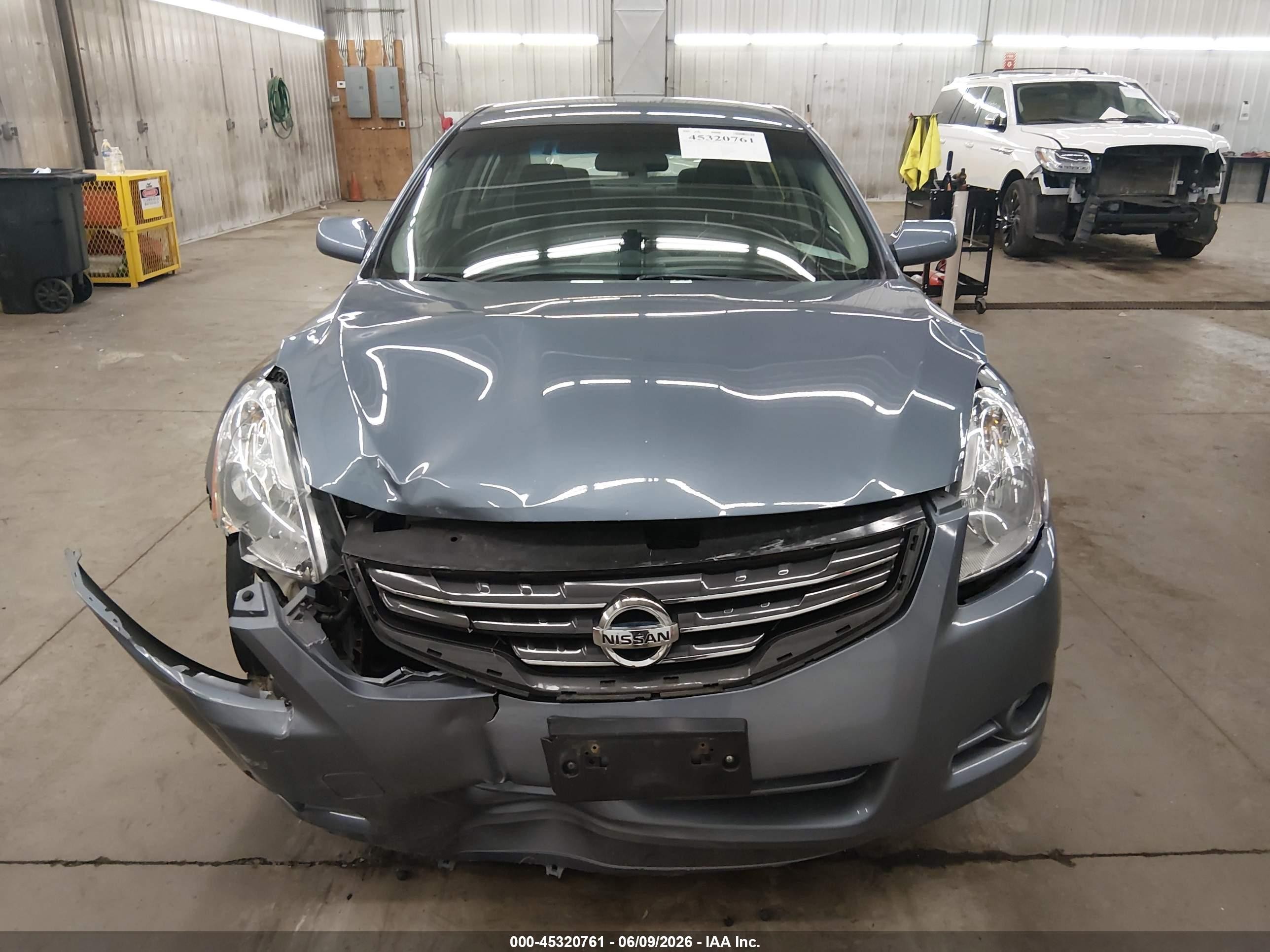 2010 Nissan Altima 2.5 S Light Blue vin: 1N4AL2AP3AN405668