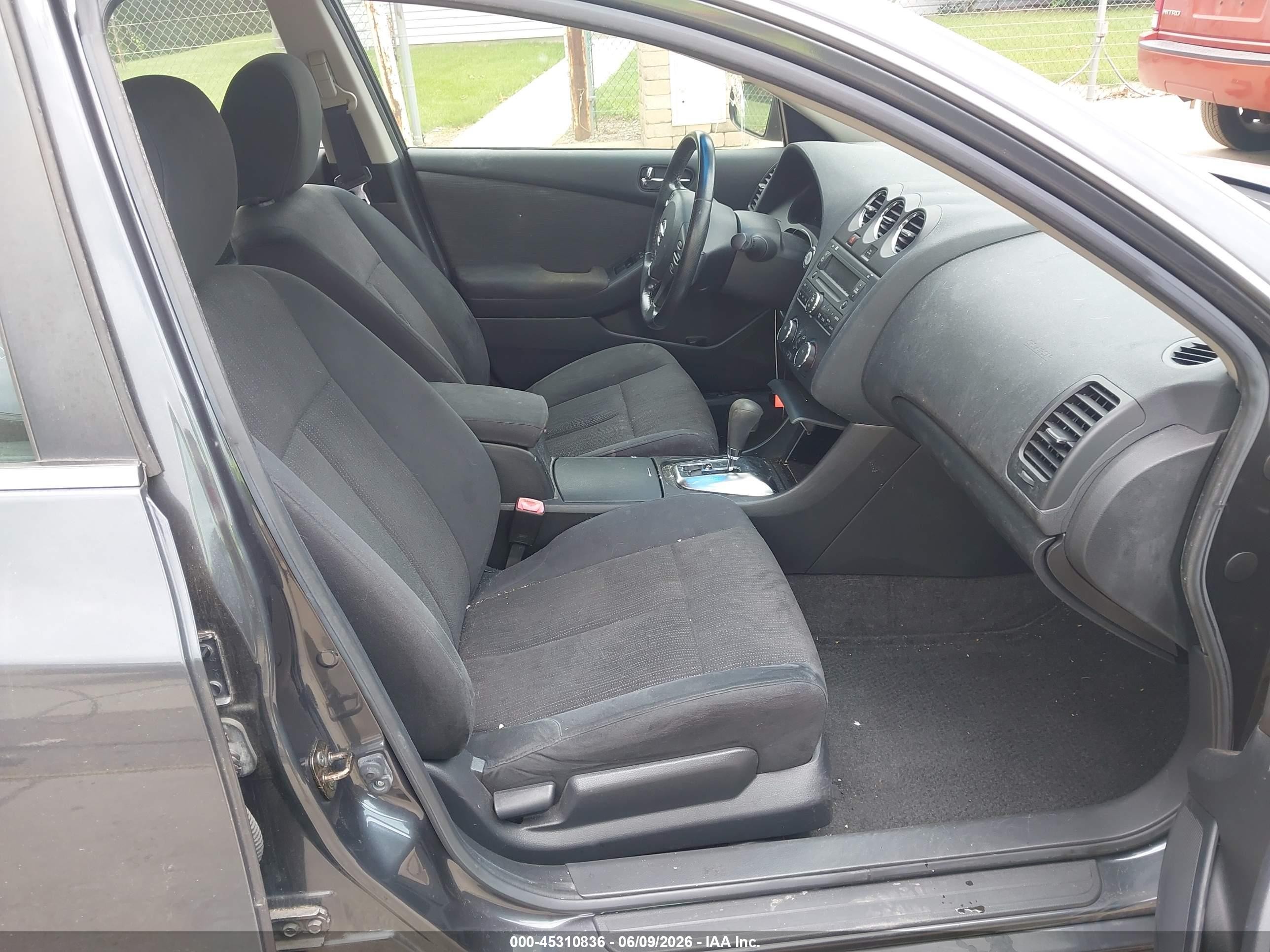 2010 Nissan Altima 2.5 S Gray vin: 1N4AL2AP3AN411048