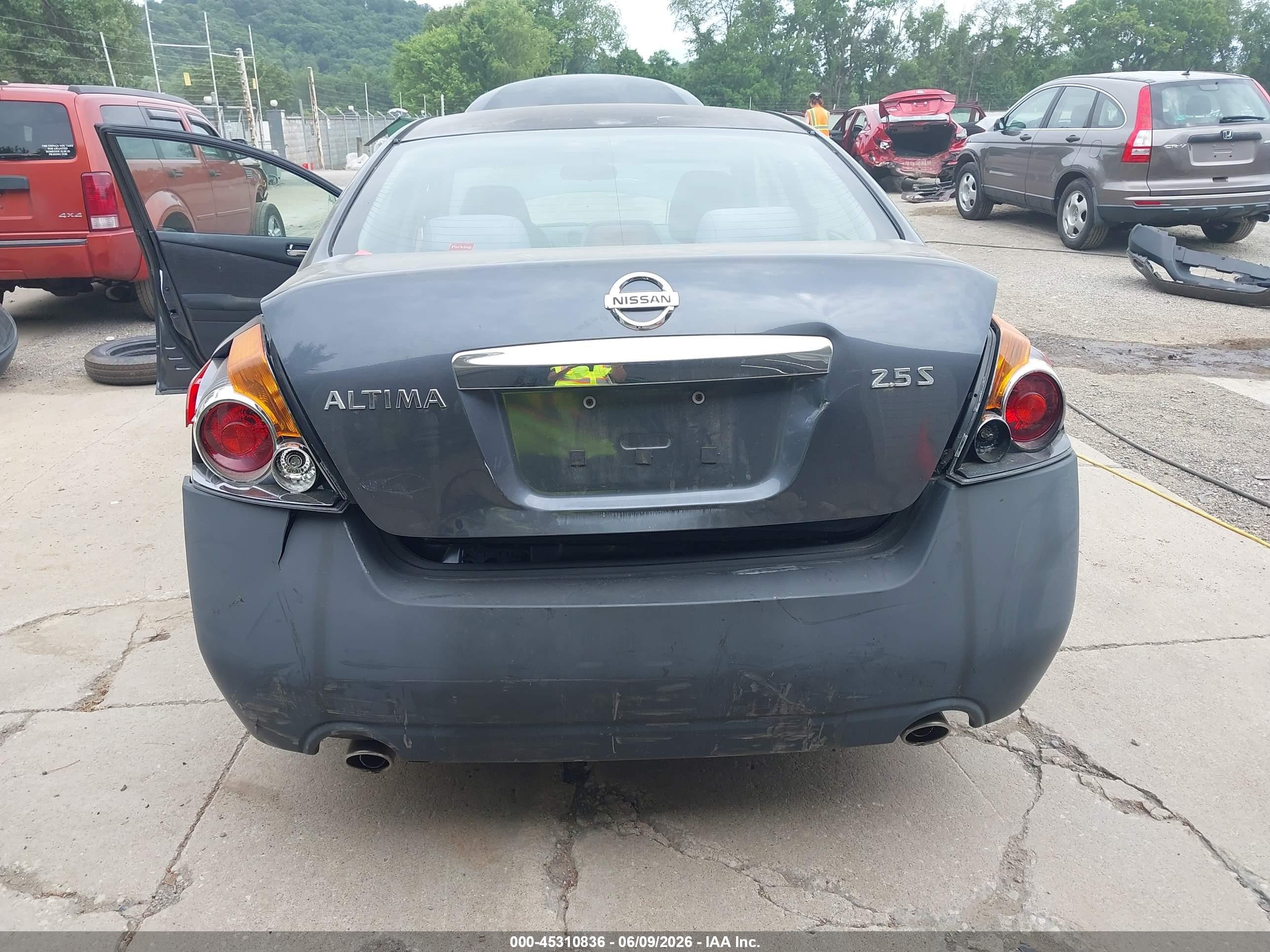 2010 Nissan Altima 2.5 S Gray vin: 1N4AL2AP3AN411048