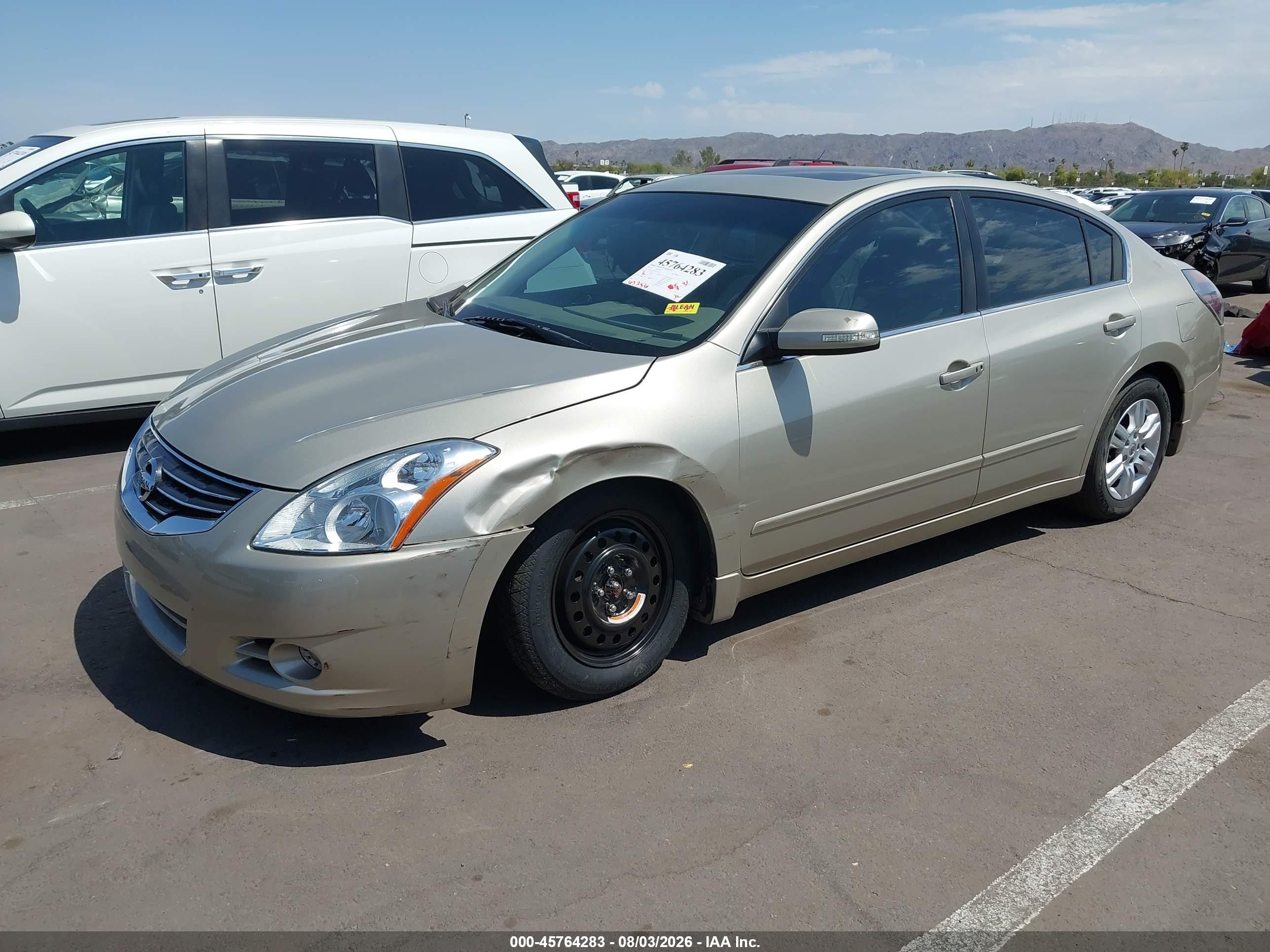 2010 Nissan Altima 2.5 S Beige vin: 1N4AL2AP3AN411213