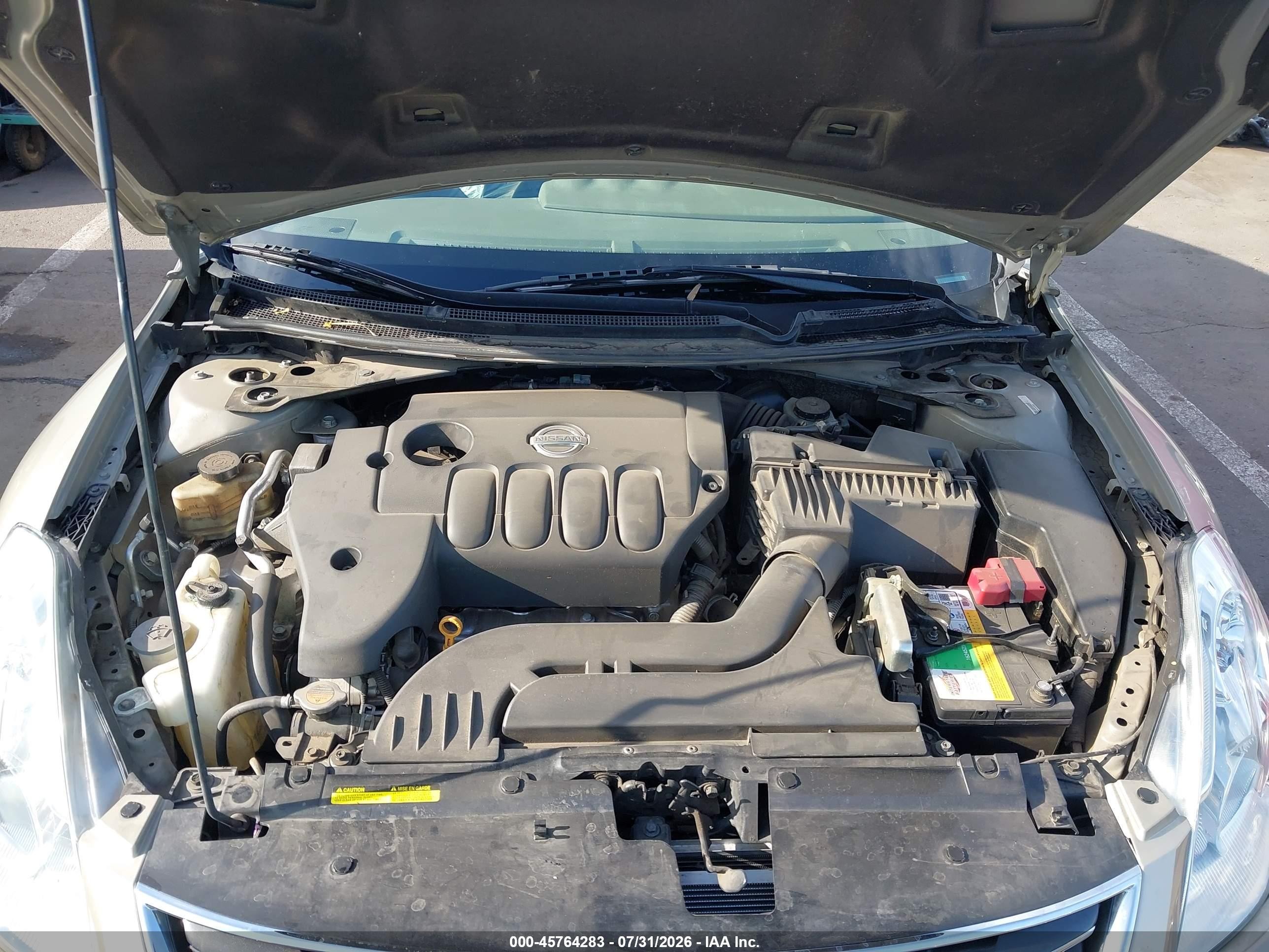 2010 Nissan Altima 2.5 S Beige vin: 1N4AL2AP3AN411213