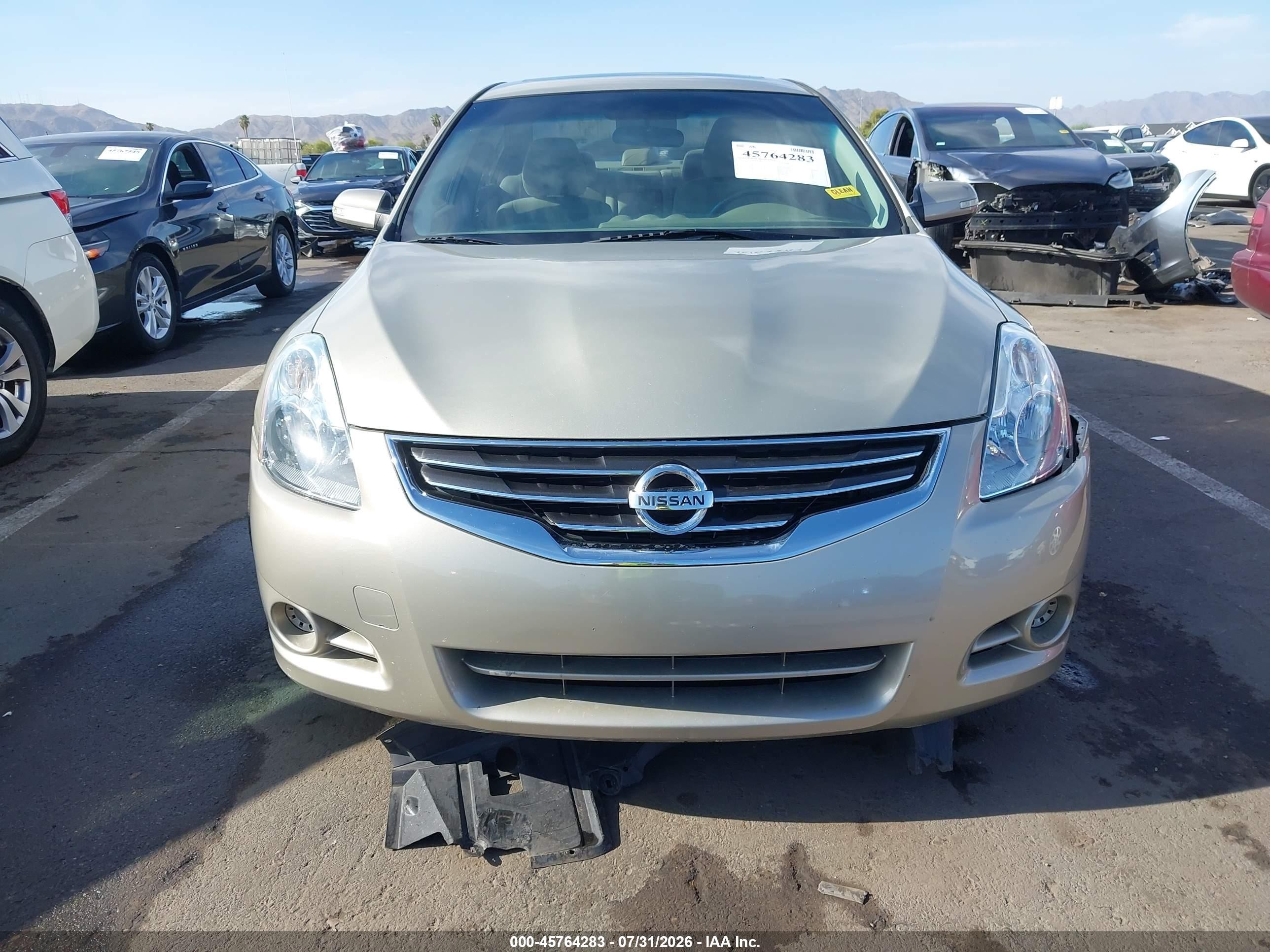 2010 Nissan Altima 2.5 S Beige vin: 1N4AL2AP3AN411213