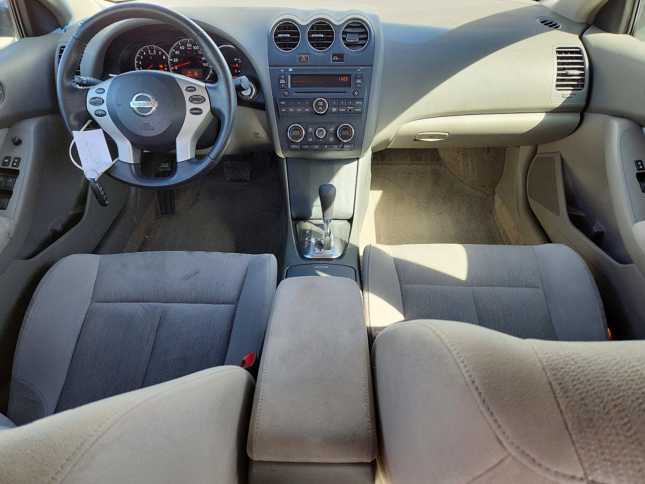 2010 Nissan Altima 2.5 White vin: 1N4AL2AP3AN419568