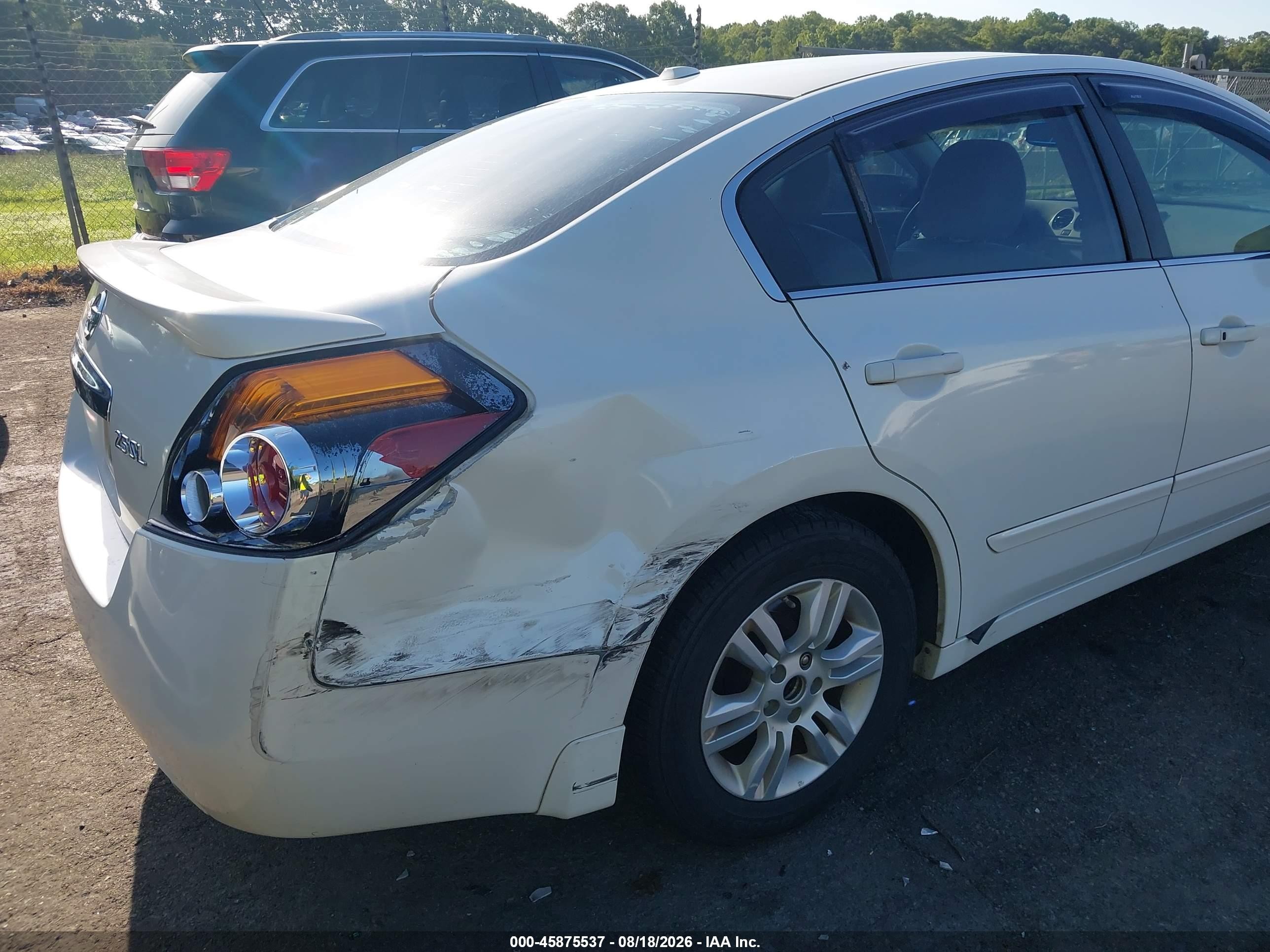 2010 Nissan Altima 2.5 S White vin: 1N4AL2AP3AN445250