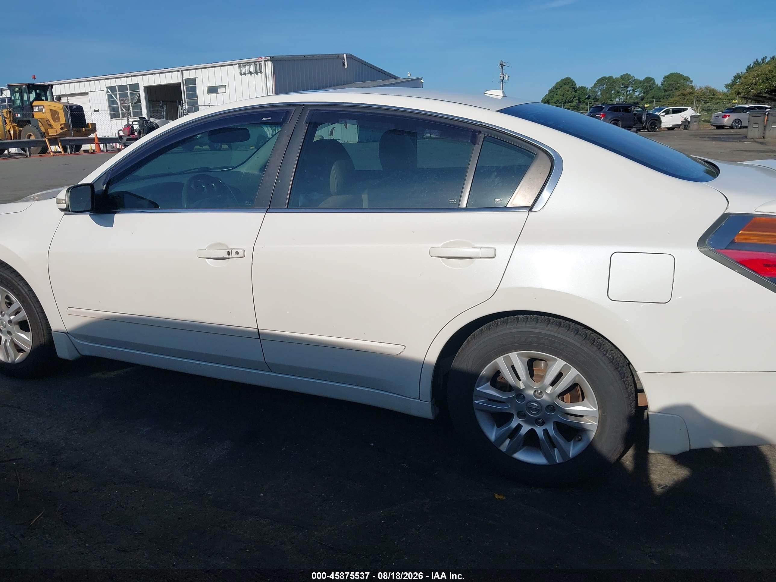 2010 Nissan Altima 2.5 S White vin: 1N4AL2AP3AN445250