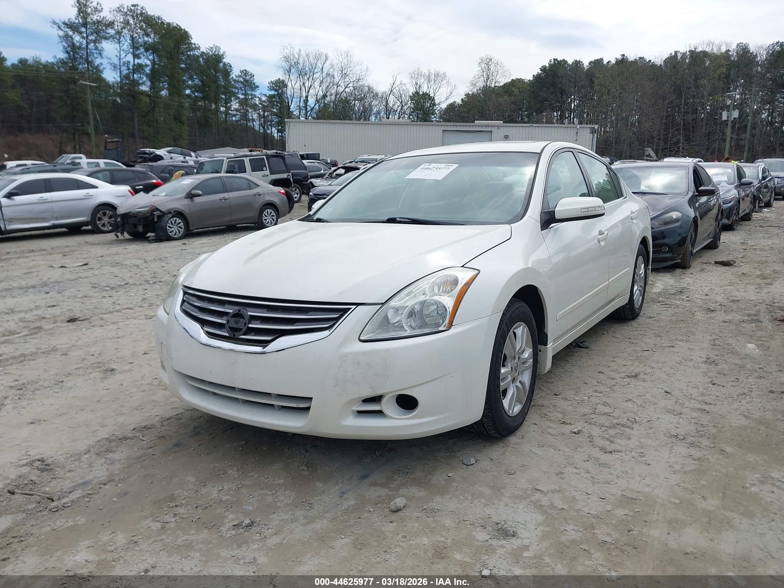 2010 Nissan Altima 2.5 S White vin: 1N4AL2AP3AN446897