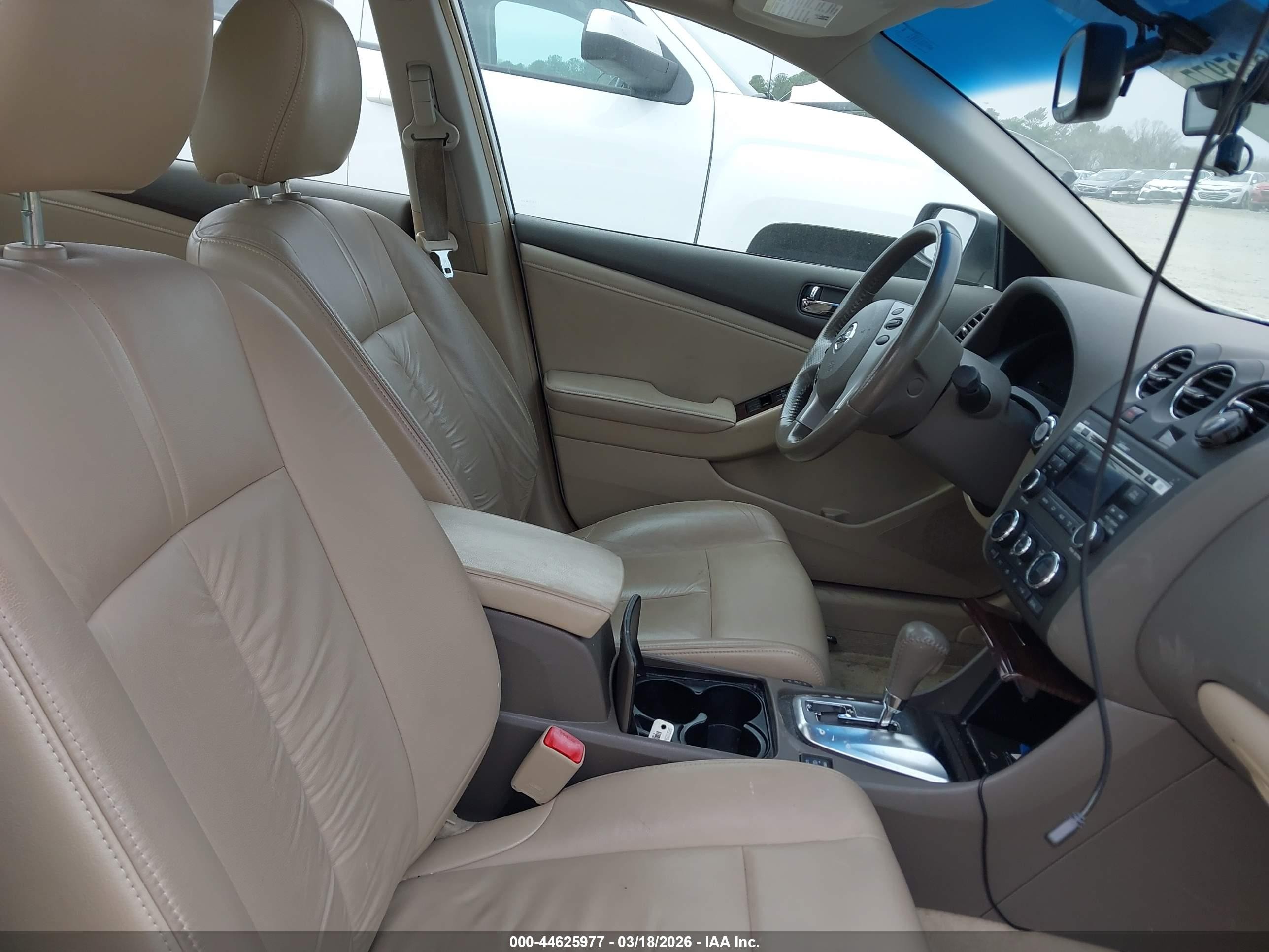 2010 Nissan Altima 2.5 S White vin: 1N4AL2AP3AN446897