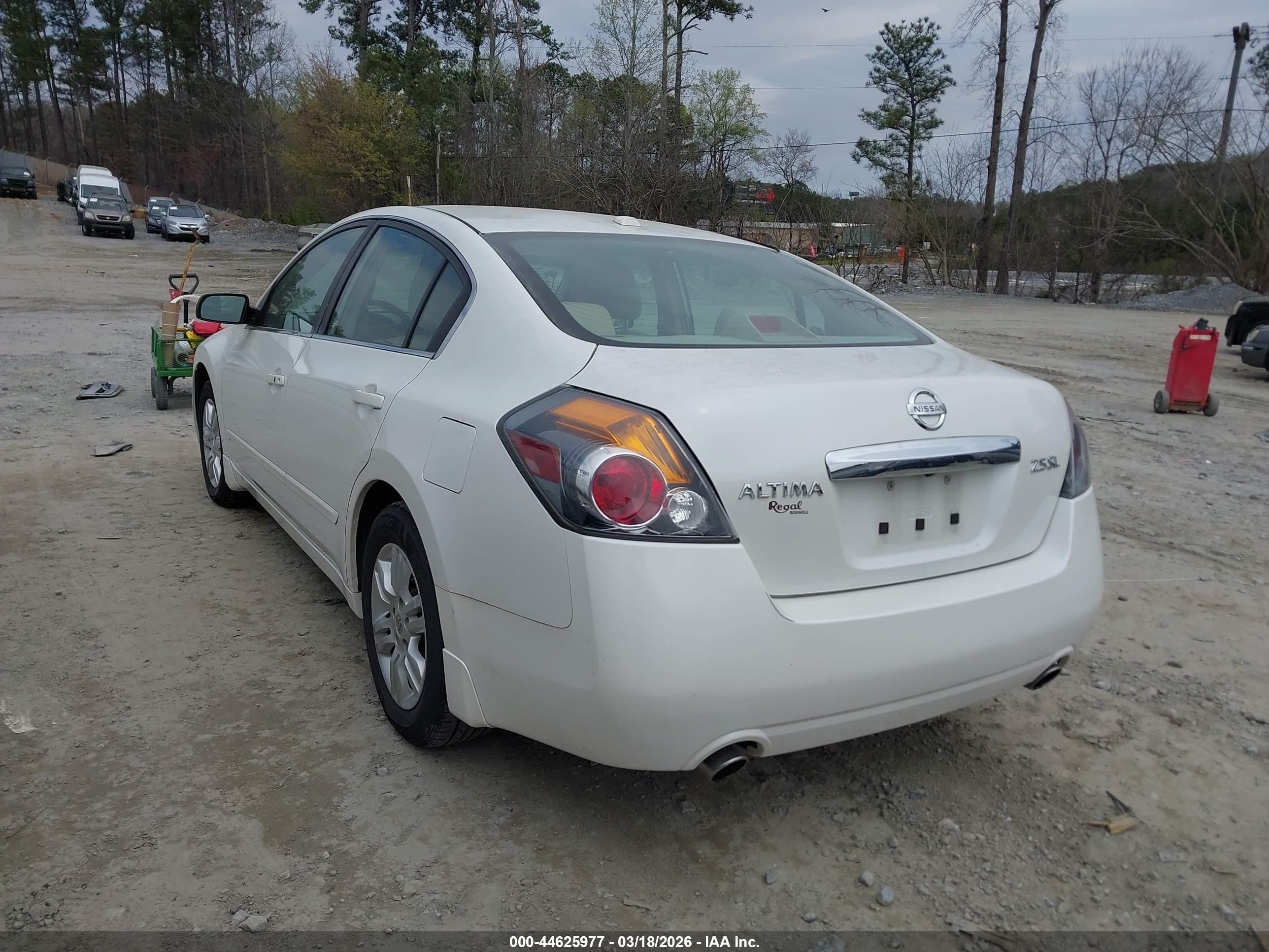 2010 Nissan Altima 2.5 S White vin: 1N4AL2AP3AN446897