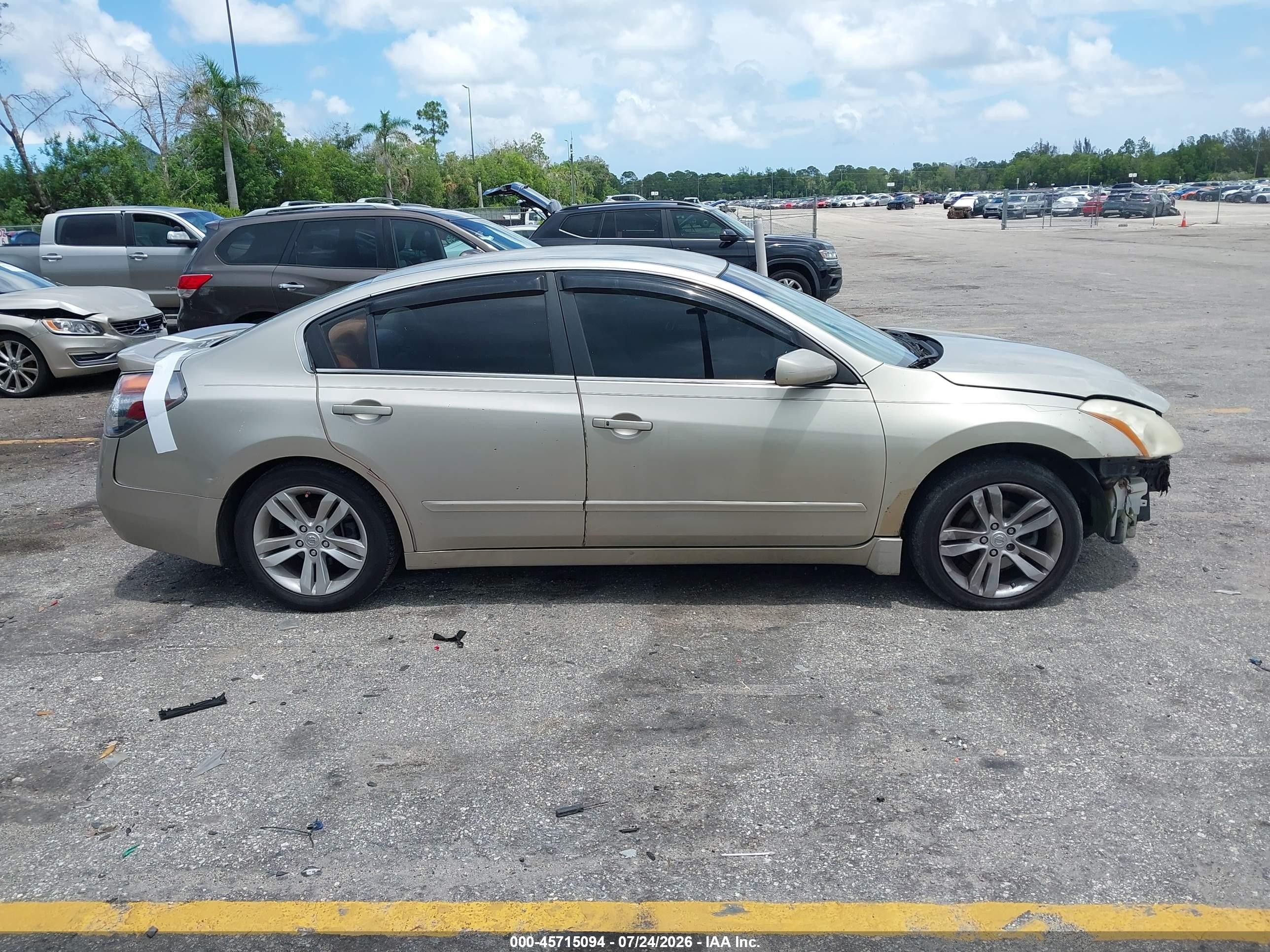 2010 Nissan Altima 2.5 S Tan vin: 1N4AL2AP3AN448245