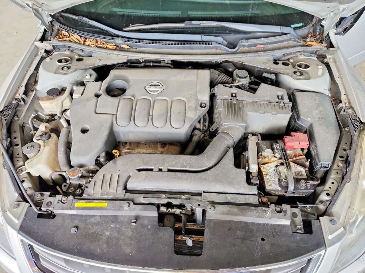 2010 Nissan Altima 2.5 Silver vin: 1N4AL2AP3AN478801