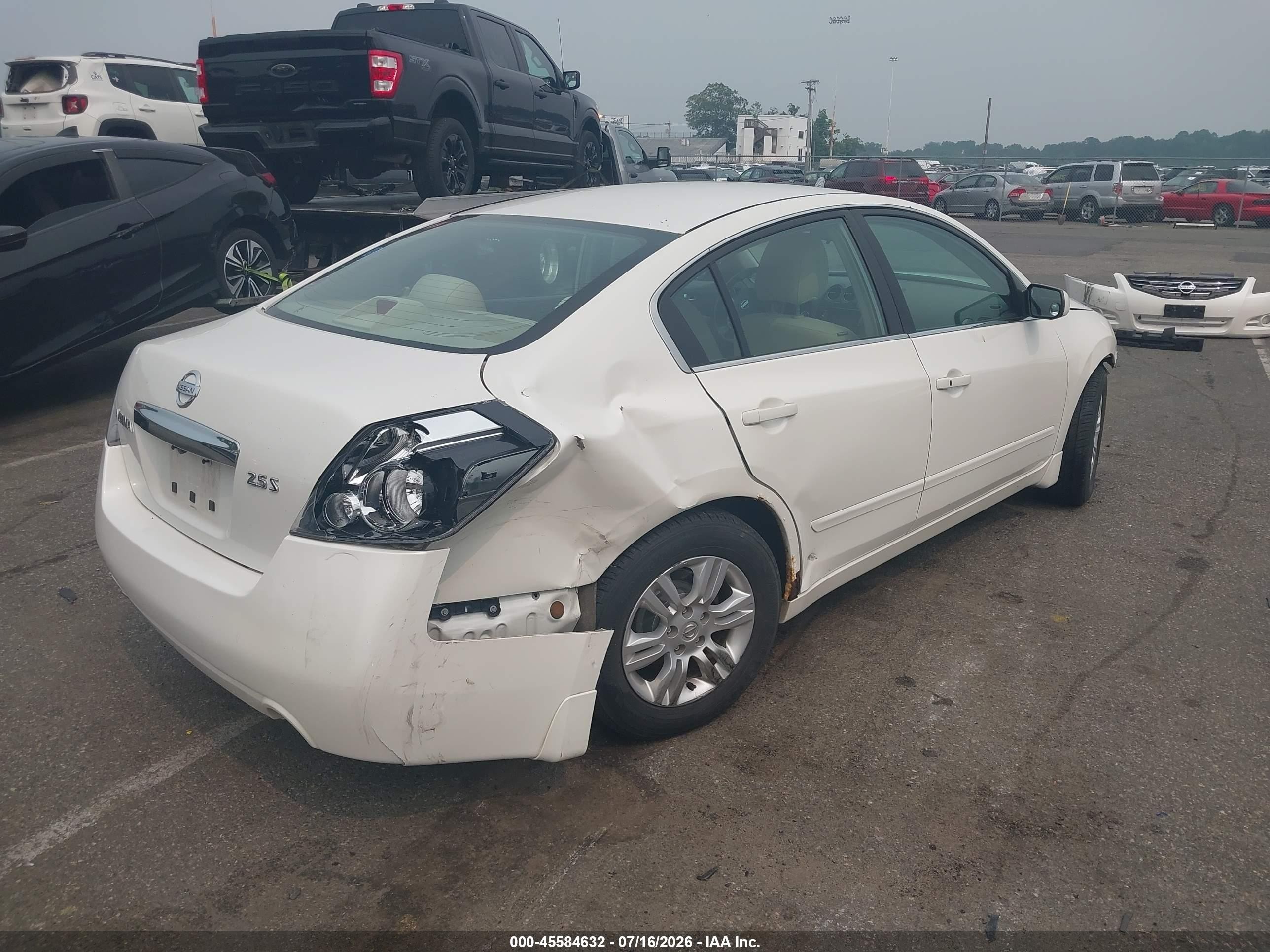 2010 Nissan Altima 2.5 S White vin: 1N4AL2AP3AN517368