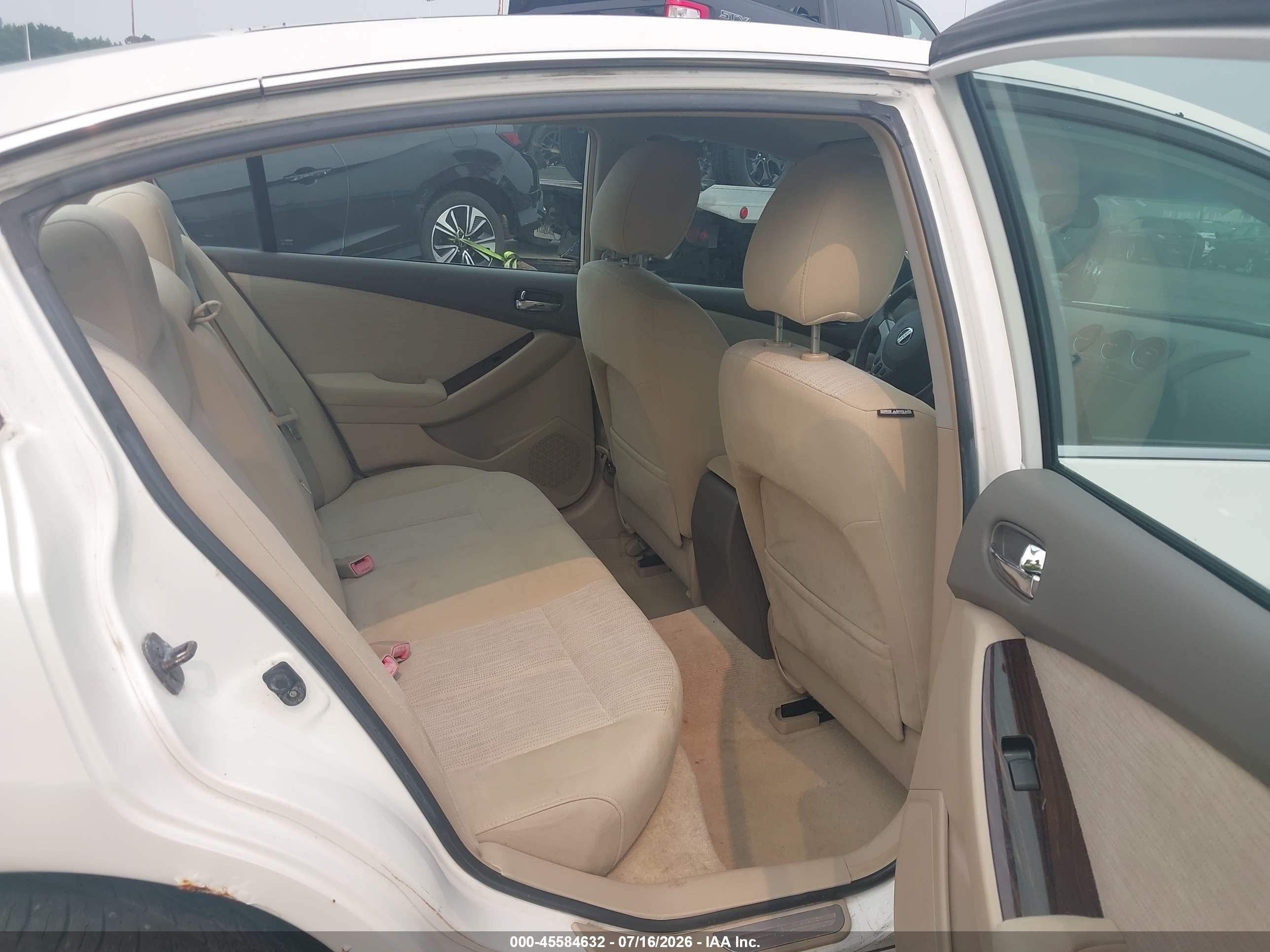 2010 Nissan Altima 2.5 S White vin: 1N4AL2AP3AN517368