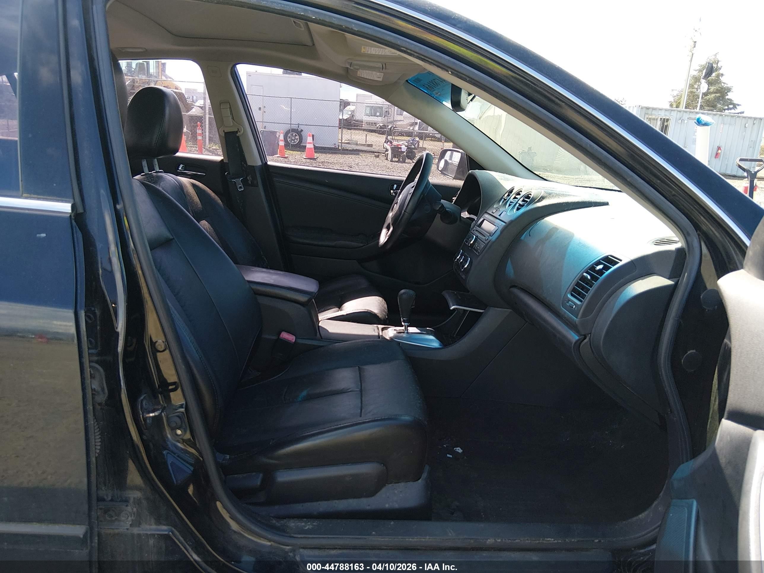 2010 Nissan Altima 2.5 S Черный vin: 1N4AL2AP3AN519654