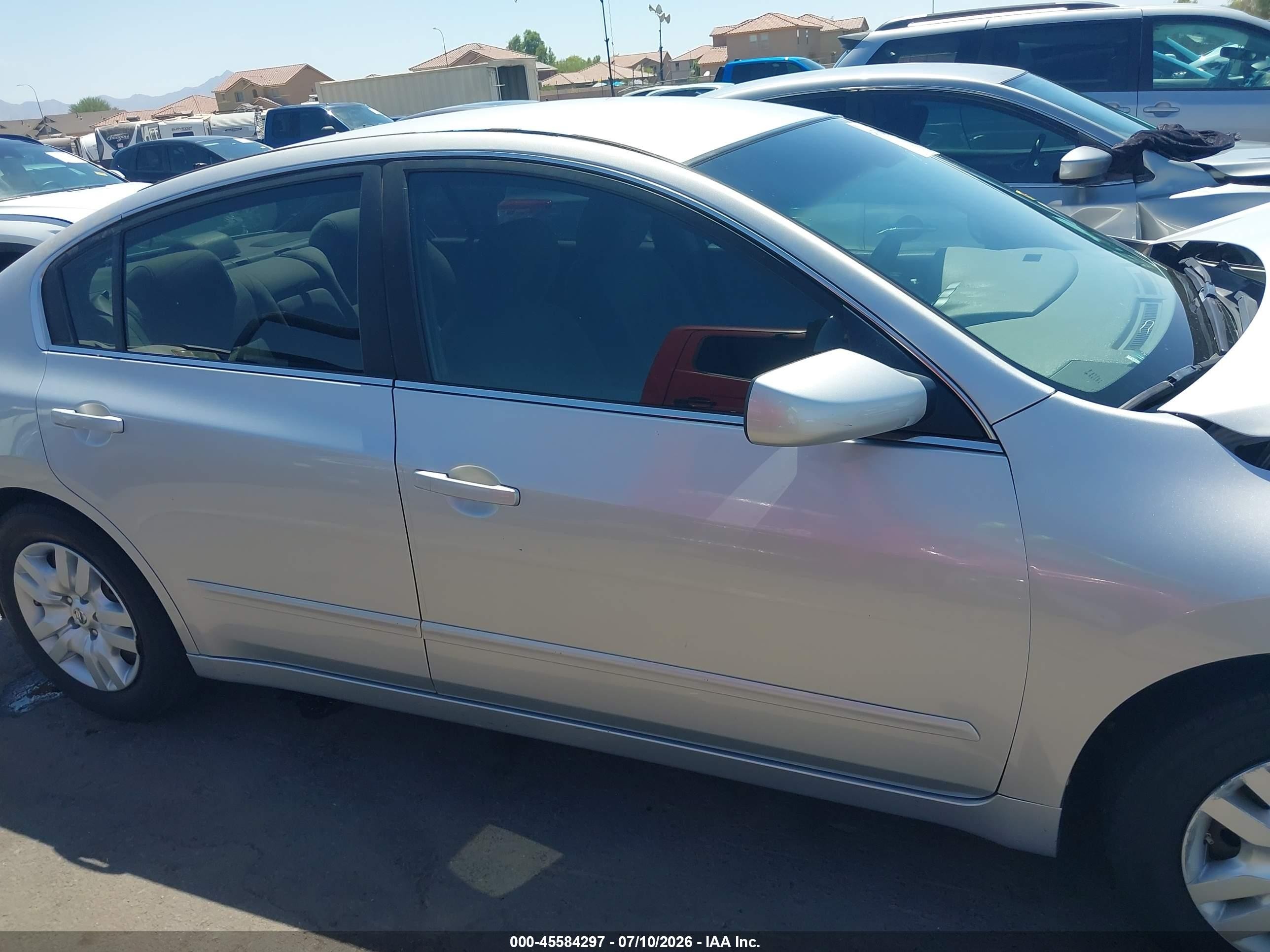 2010 Nissan Altima 2.5 Silver vin: 1N4AL2AP3AN532159