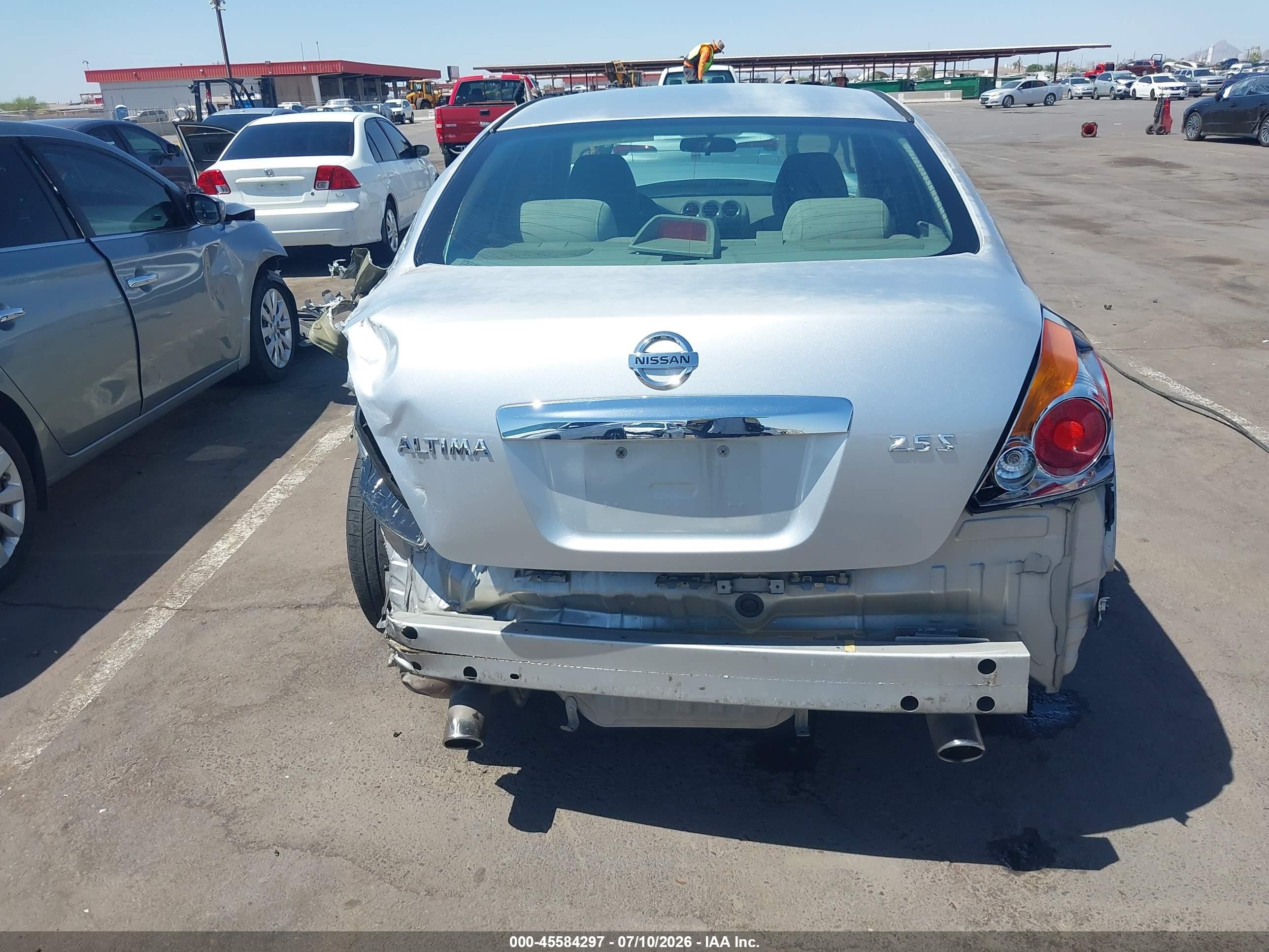 2010 Nissan Altima 2.5 Silver vin: 1N4AL2AP3AN532159