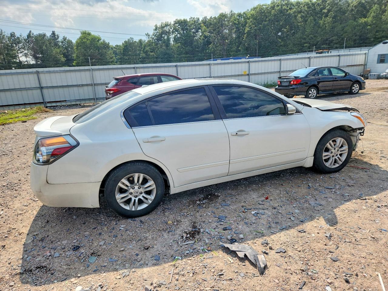 2010 Nissan Altima 2.5 White vin: 1N4AL2AP3AN559488