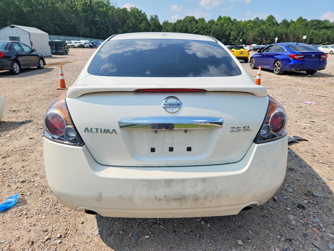2010 Nissan Altima 2.5 White vin: 1N4AL2AP3AN559488