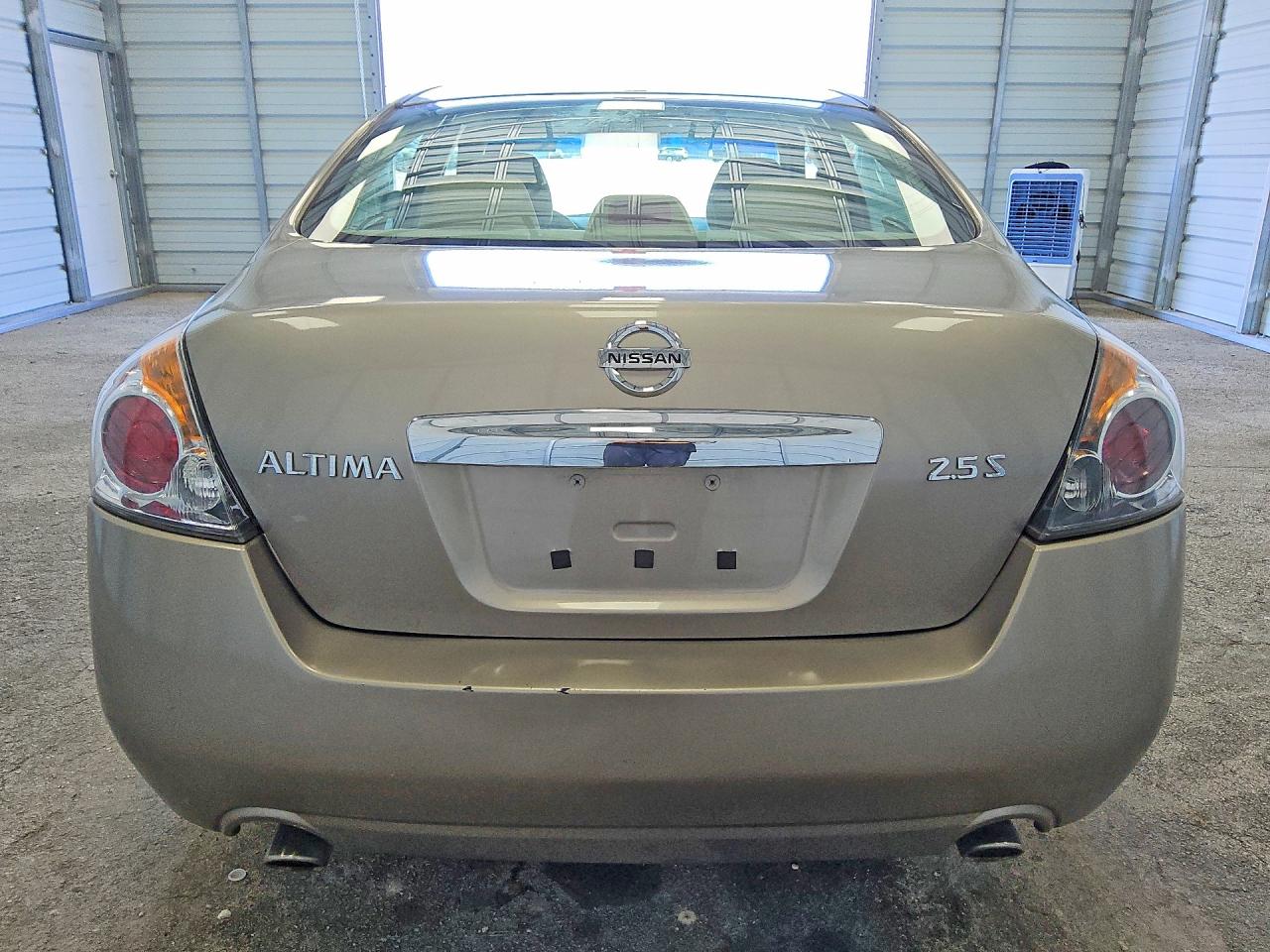 2011 Nissan Altima 2.5 Beige vin: 1N4AL2AP3BC172906