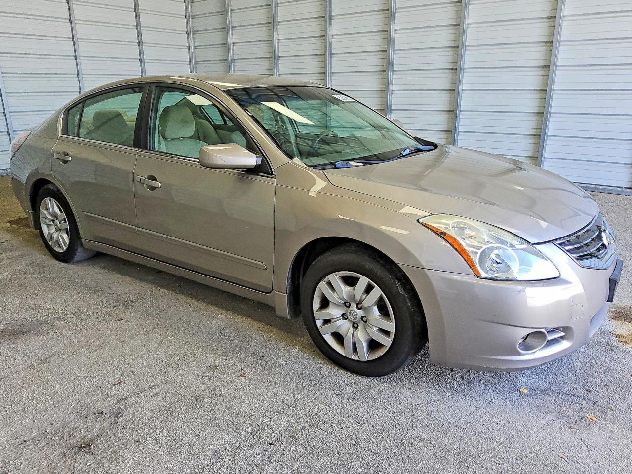 2011 Nissan Altima 2.5 Beige vin: 1N4AL2AP3BC172906