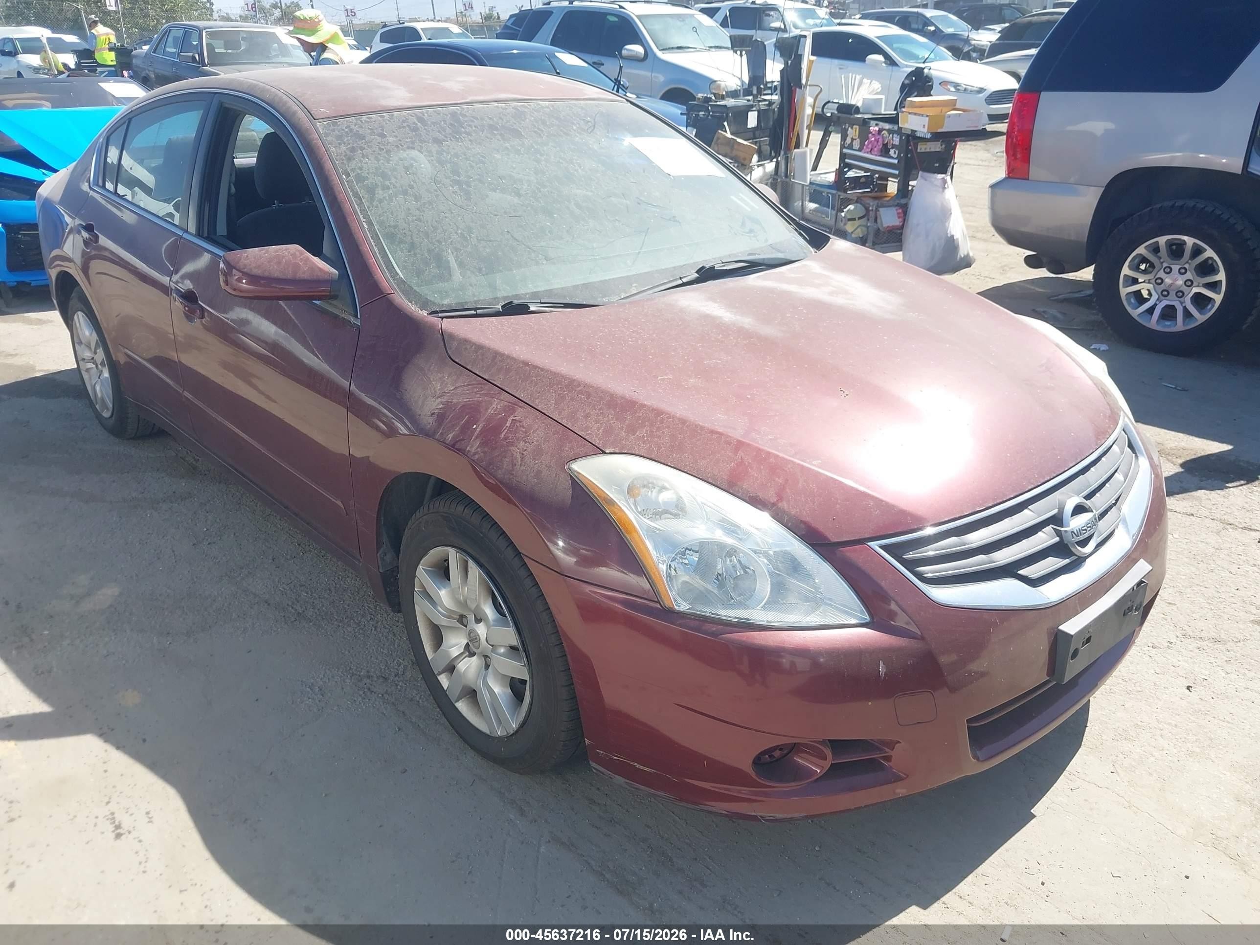 2011 Nissan Altima 2.5 S Burgundy vin: 1N4AL2AP3BC173618