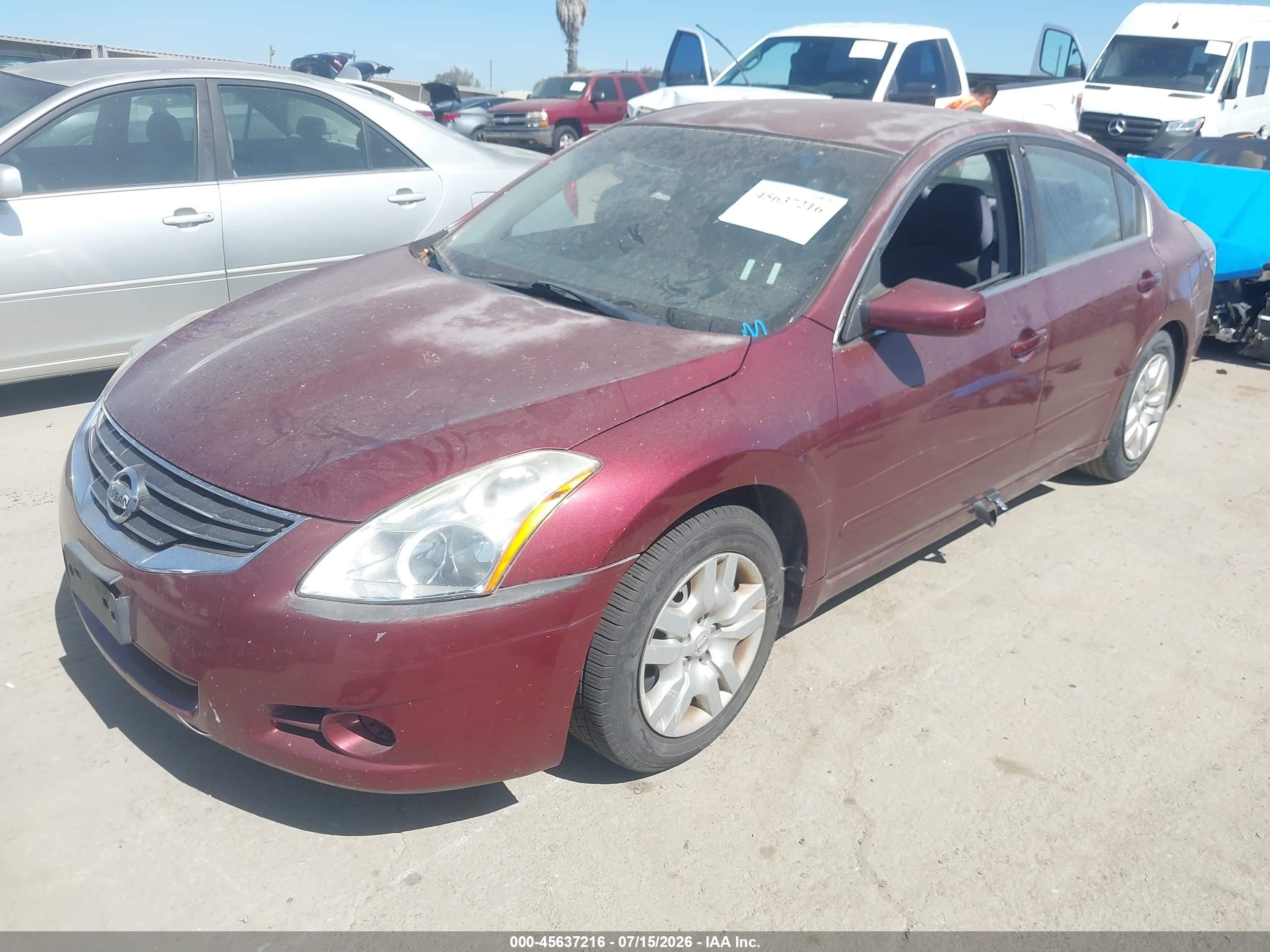 2011 Nissan Altima 2.5 S Burgundy vin: 1N4AL2AP3BC173618