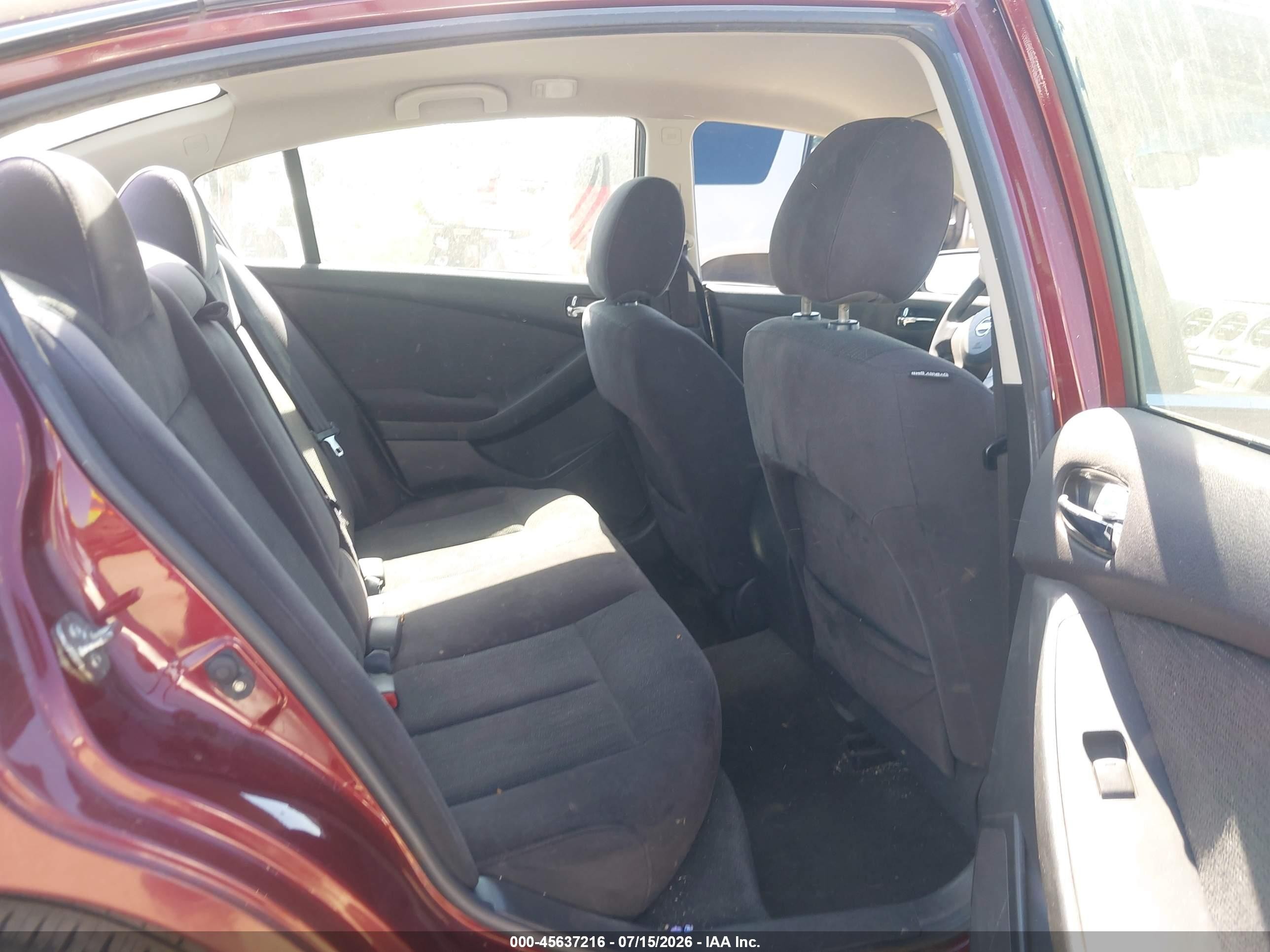 2011 Nissan Altima 2.5 S Burgundy vin: 1N4AL2AP3BC173618