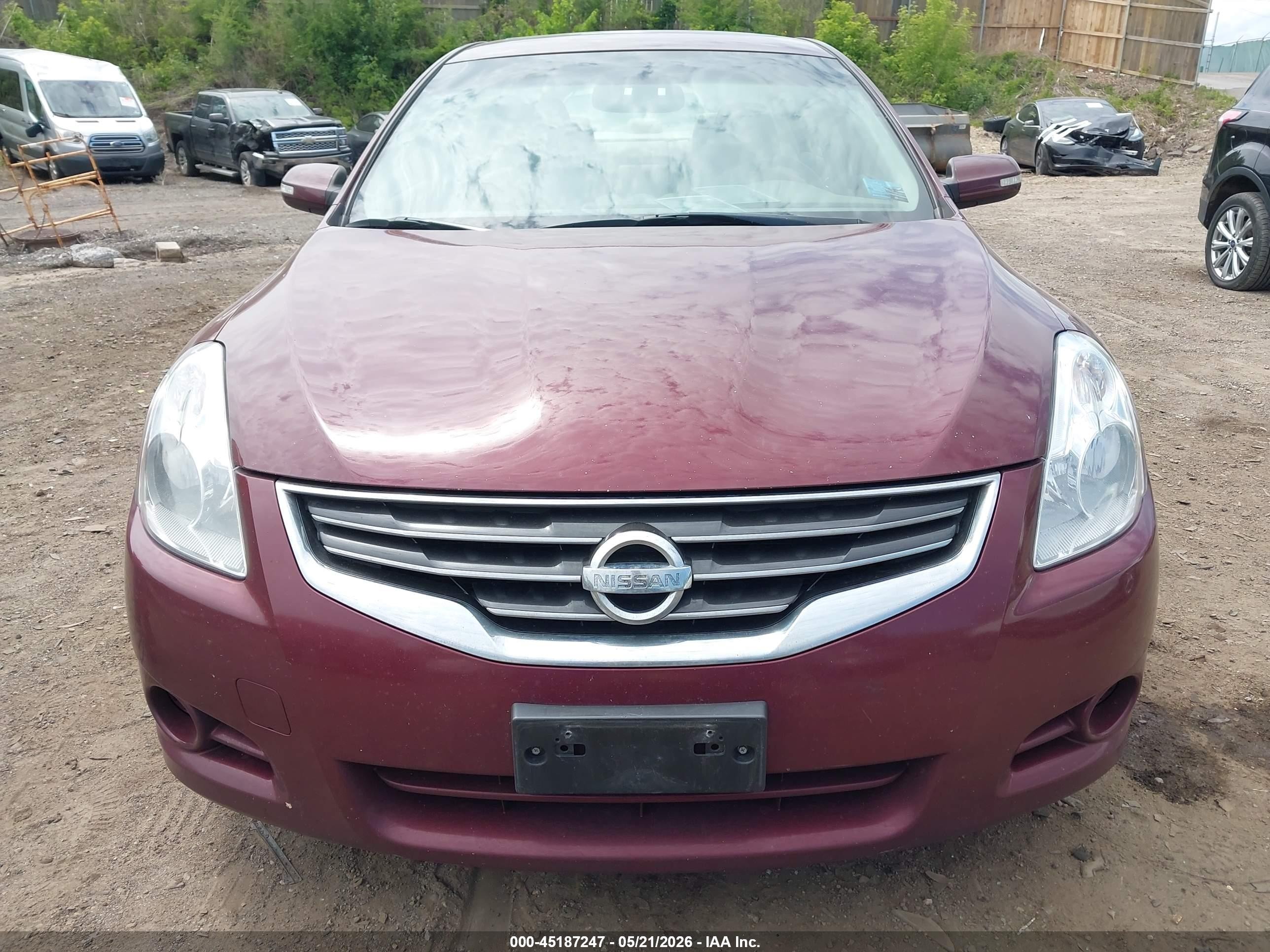 2011 Nissan Altima 2.5 S Красный vin: 1N4AL2AP3BN402707