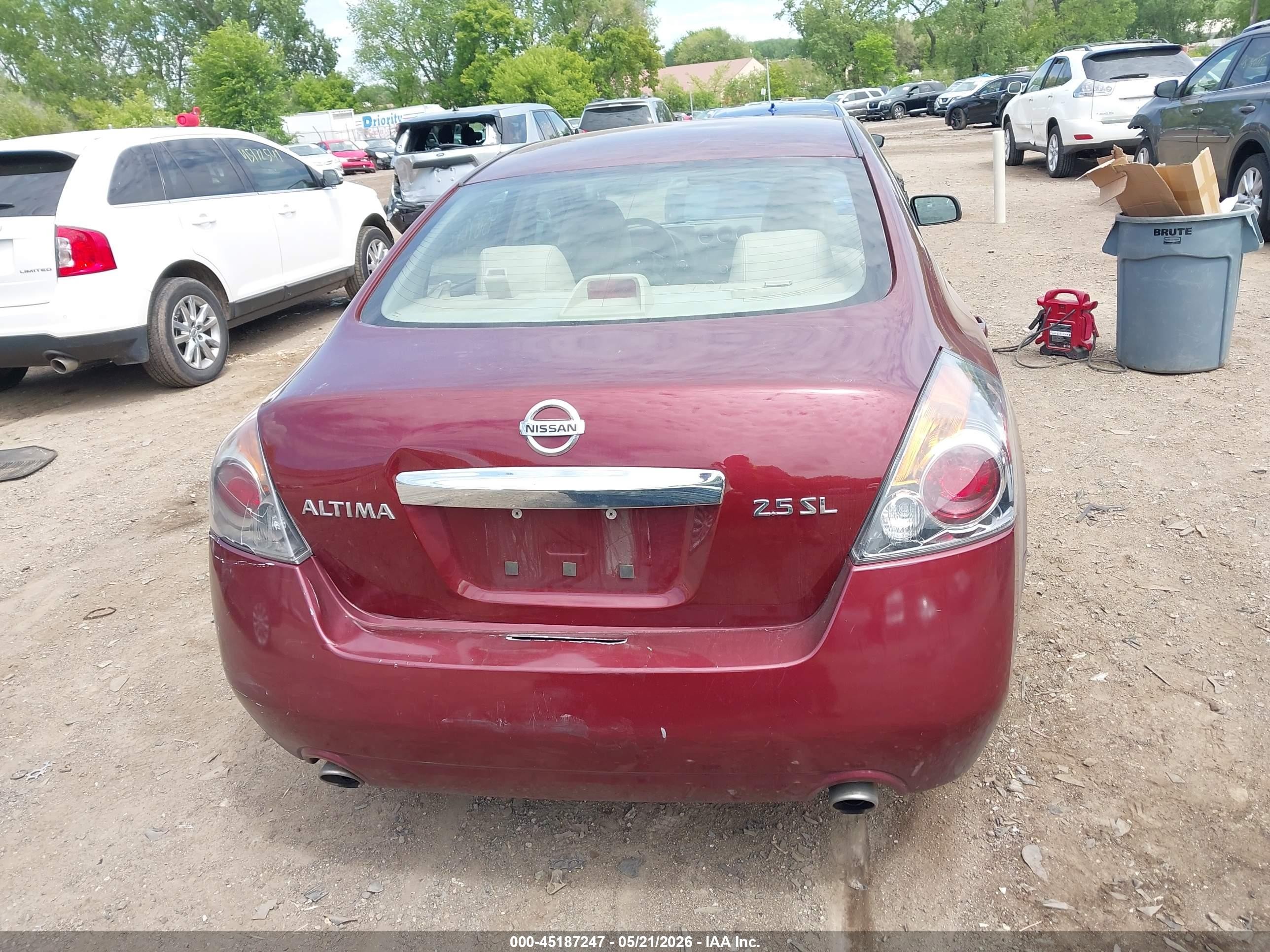 2011 Nissan Altima 2.5 S Красный vin: 1N4AL2AP3BN402707