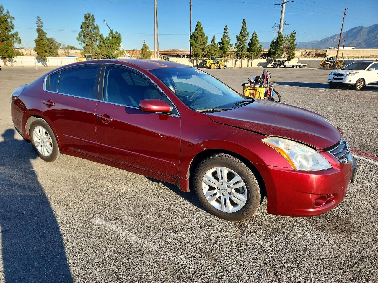 2011 Nissan Altima 2.5 Maroon vin: 1N4AL2AP3BN403078