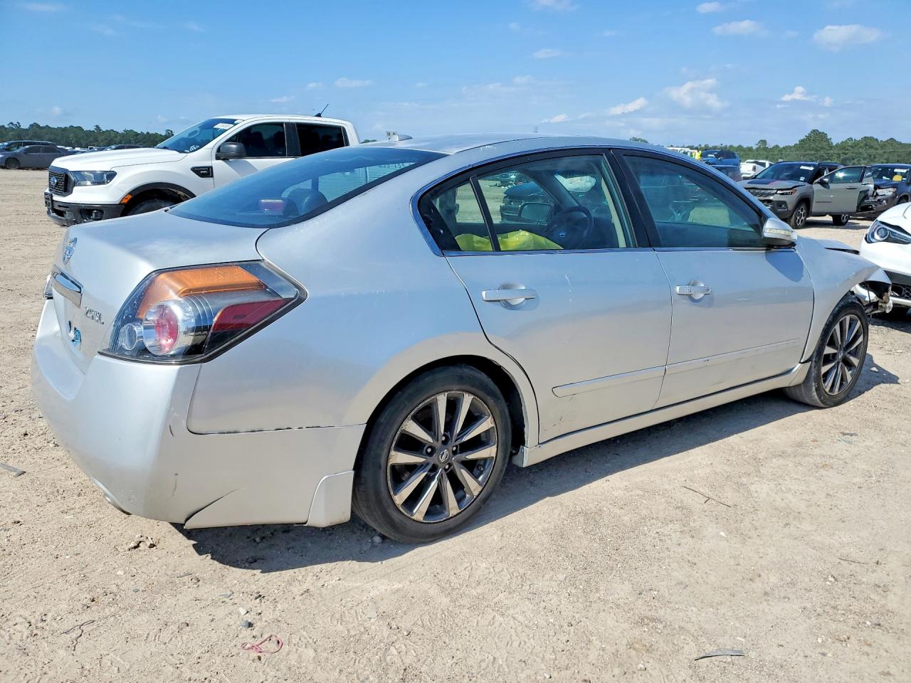2011 Nissan Altima 2.5 Silver vin: 1N4AL2AP3BN415134