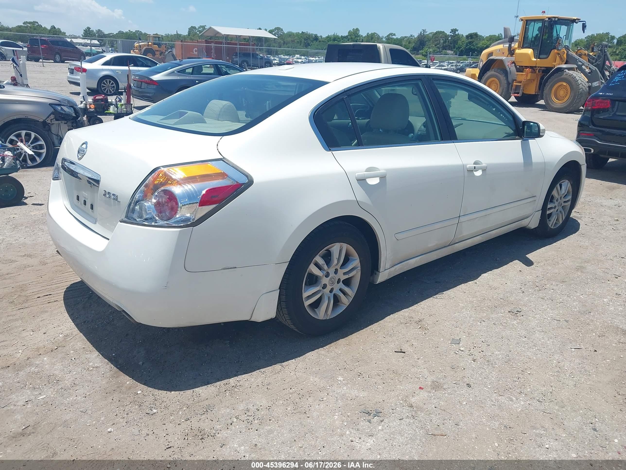 2011 Nissan Altima 2.5 S White vin: 1N4AL2AP3BN478248