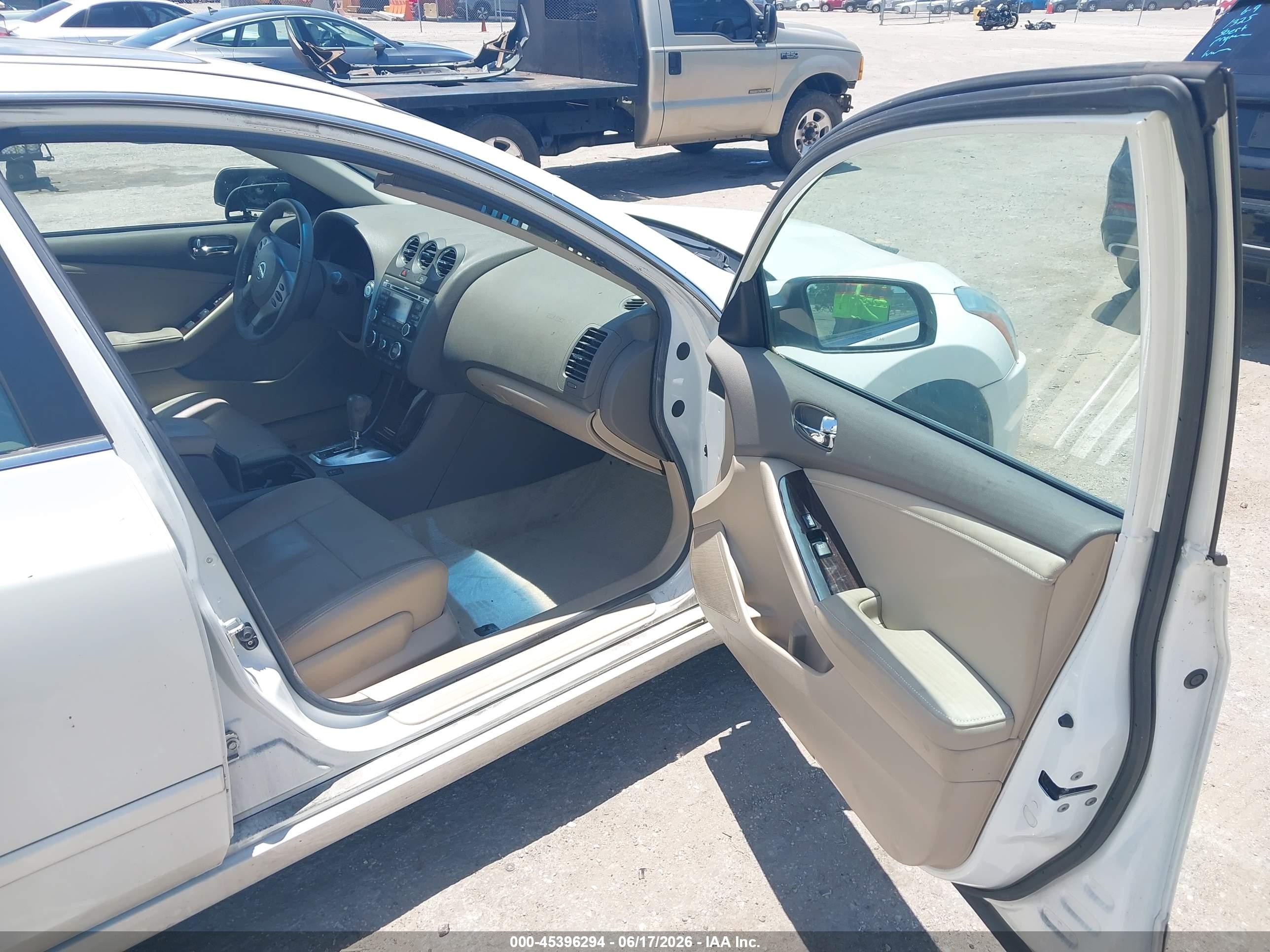 2011 Nissan Altima 2.5 S White vin: 1N4AL2AP3BN478248