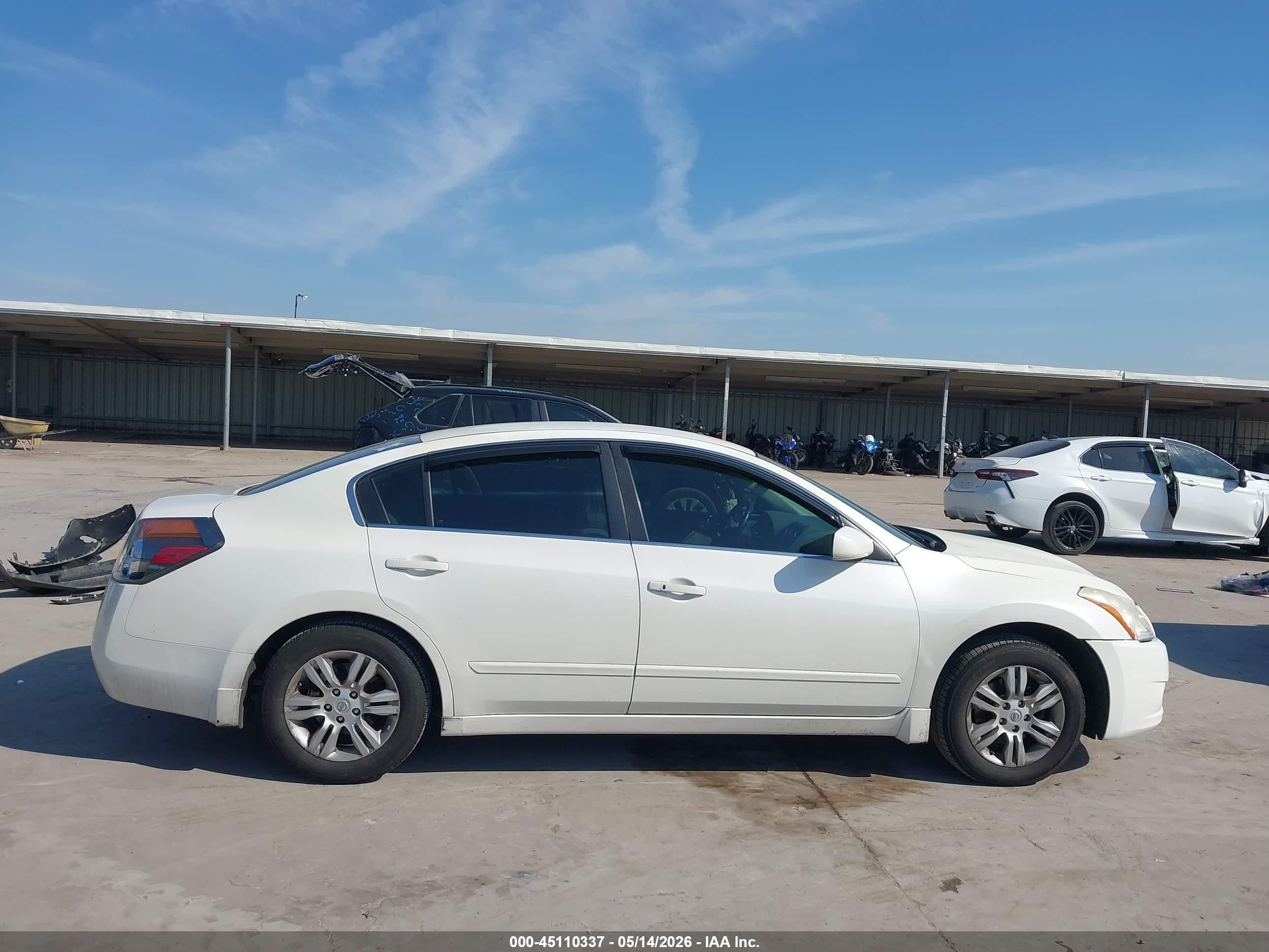 2011 Nissan Altima 2.5 S White vin: 1N4AL2AP3BN514374